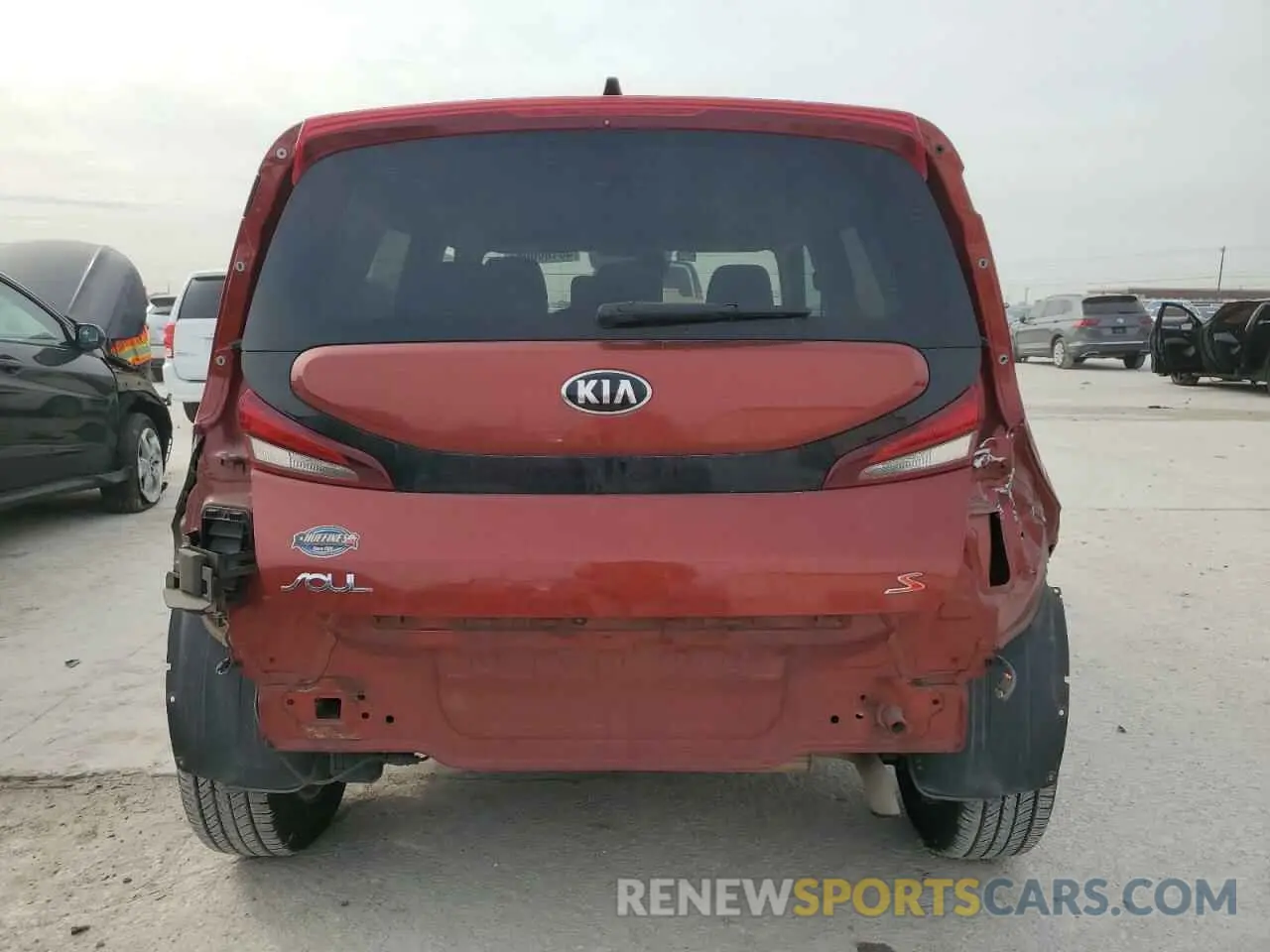 6 fotografías del automóvil dañado KNDJ23AUXL7079142 KIA SOUL 2020
