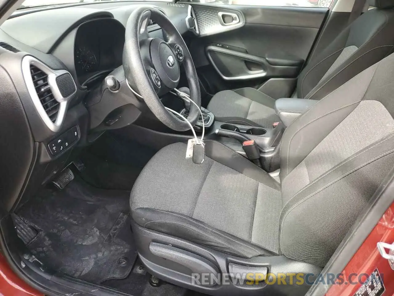 7 fotografías del automóvil dañado KNDJ23AUXL7079142 KIA SOUL 2020