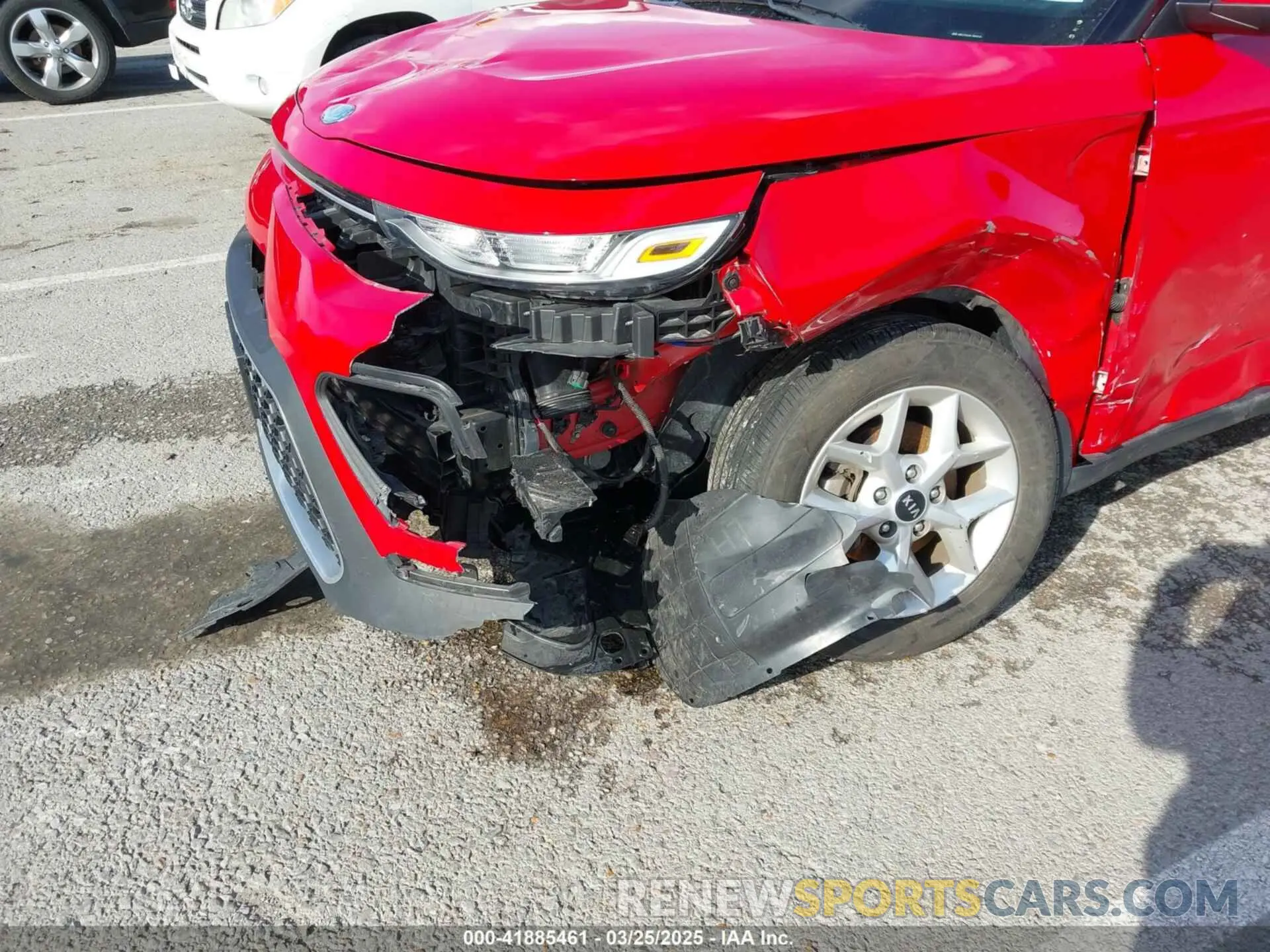 6 fotografías del automóvil dañado KNDJ23AUXL7085510 KIA SOUL 2020