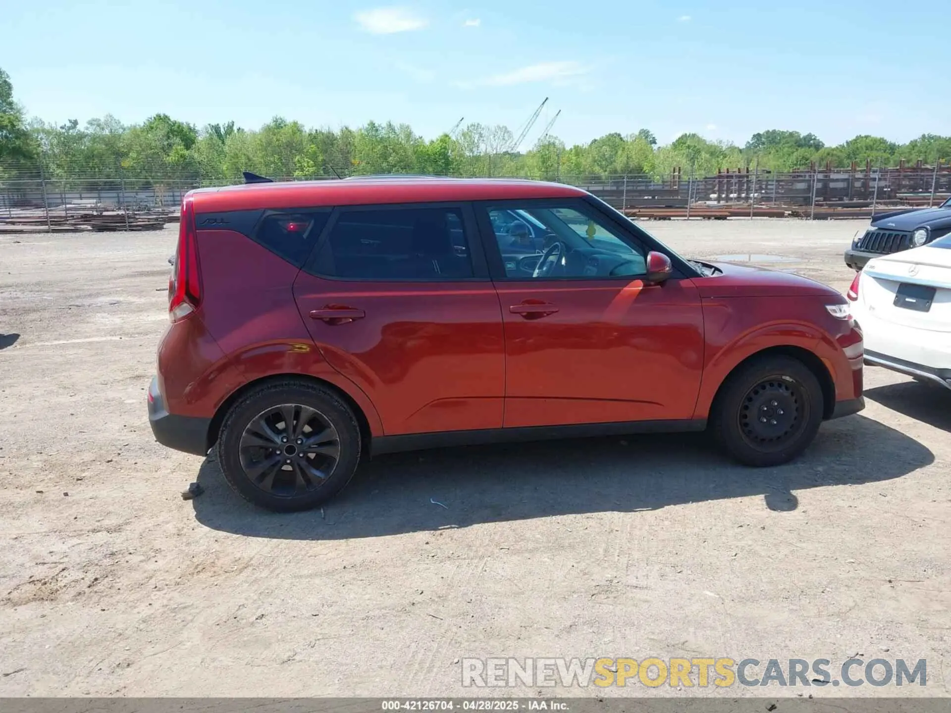 14 fotografías del automóvil dañado KNDJ23AUXL7097365 KIA SOUL 2020