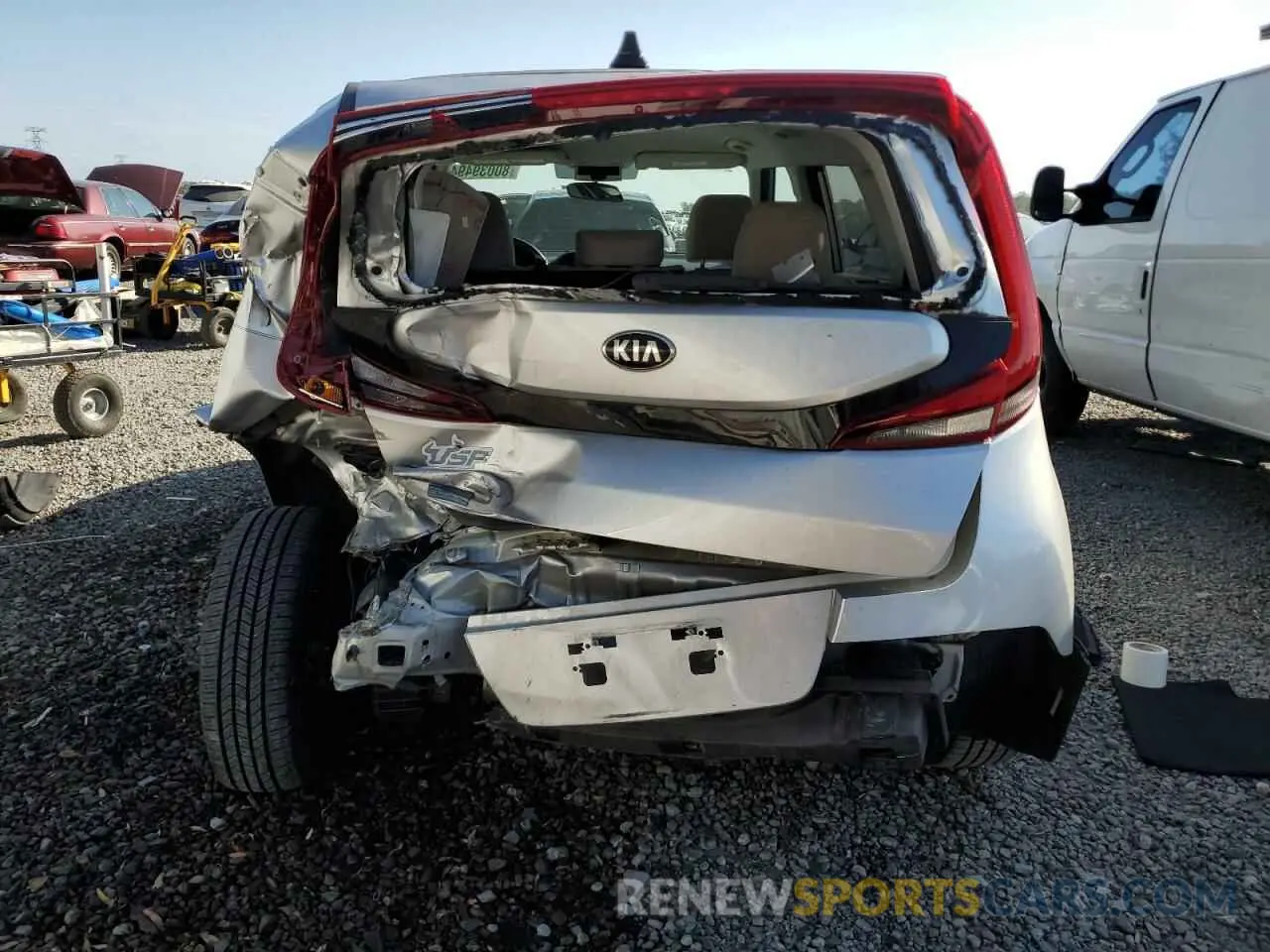 6 fotografías del automóvil dañado KNDJ23AUXL7716725 KIA SOUL 2020