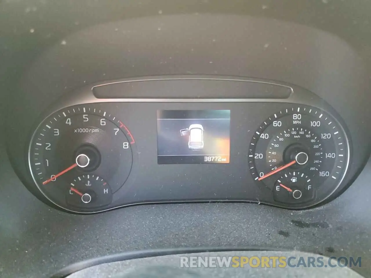 9 fotografías del automóvil dañado KNDJ33AU3L7023668 KIA SOUL 2020