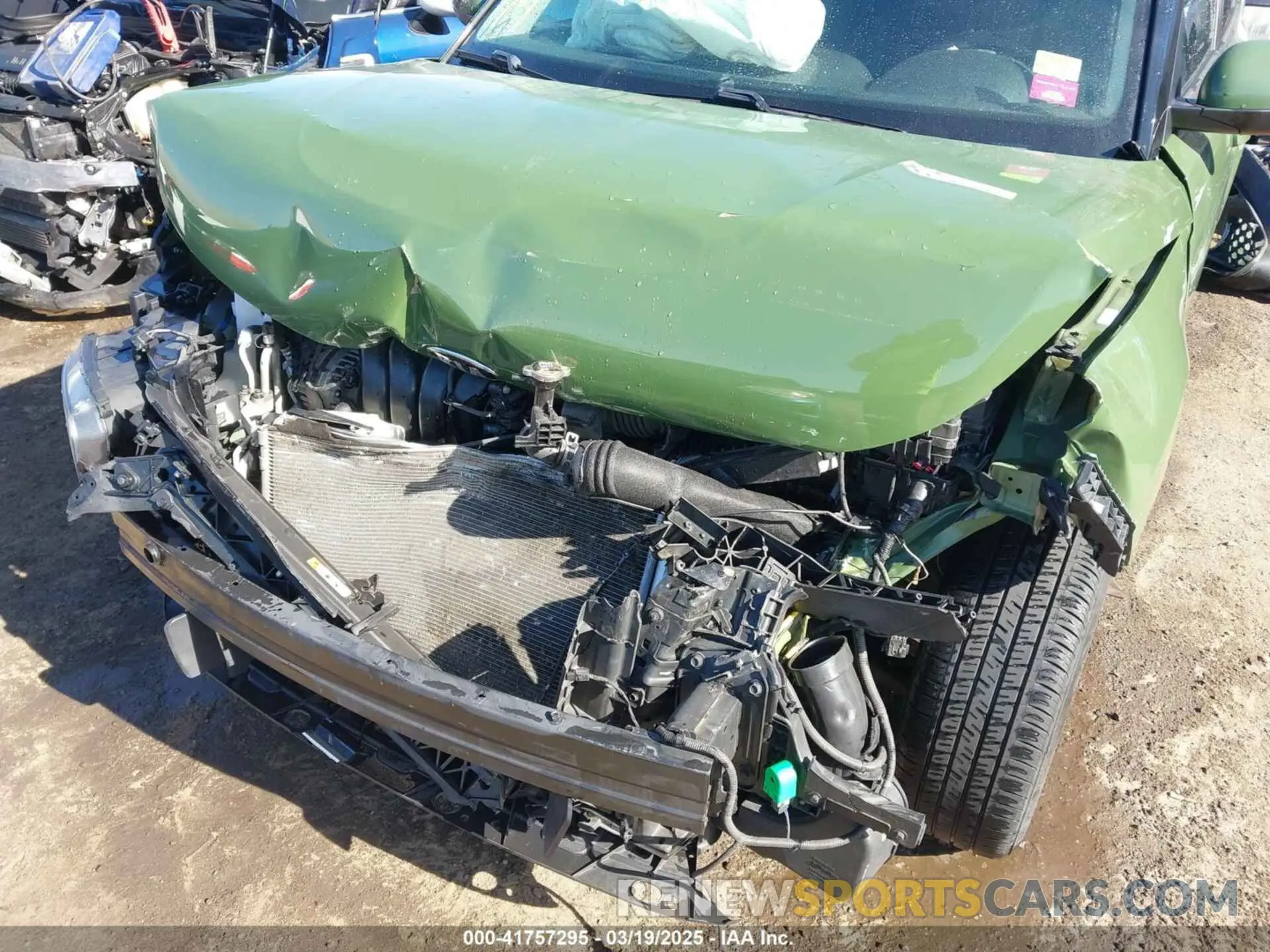 6 fotografías del automóvil dañado KNDJ33AU3L7107506 KIA SOUL 2020