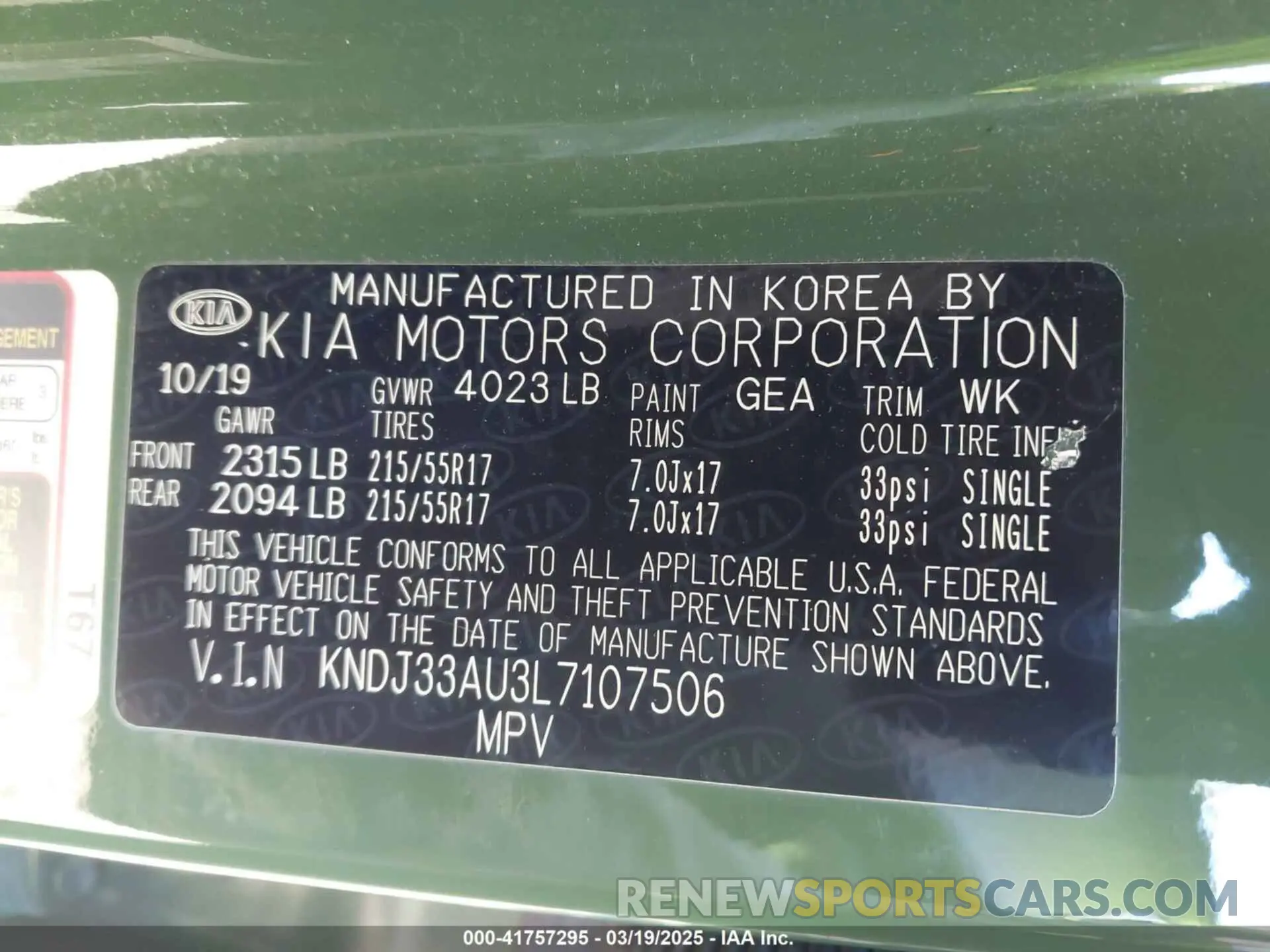 9 fotografías del automóvil dañado KNDJ33AU3L7107506 KIA SOUL 2020