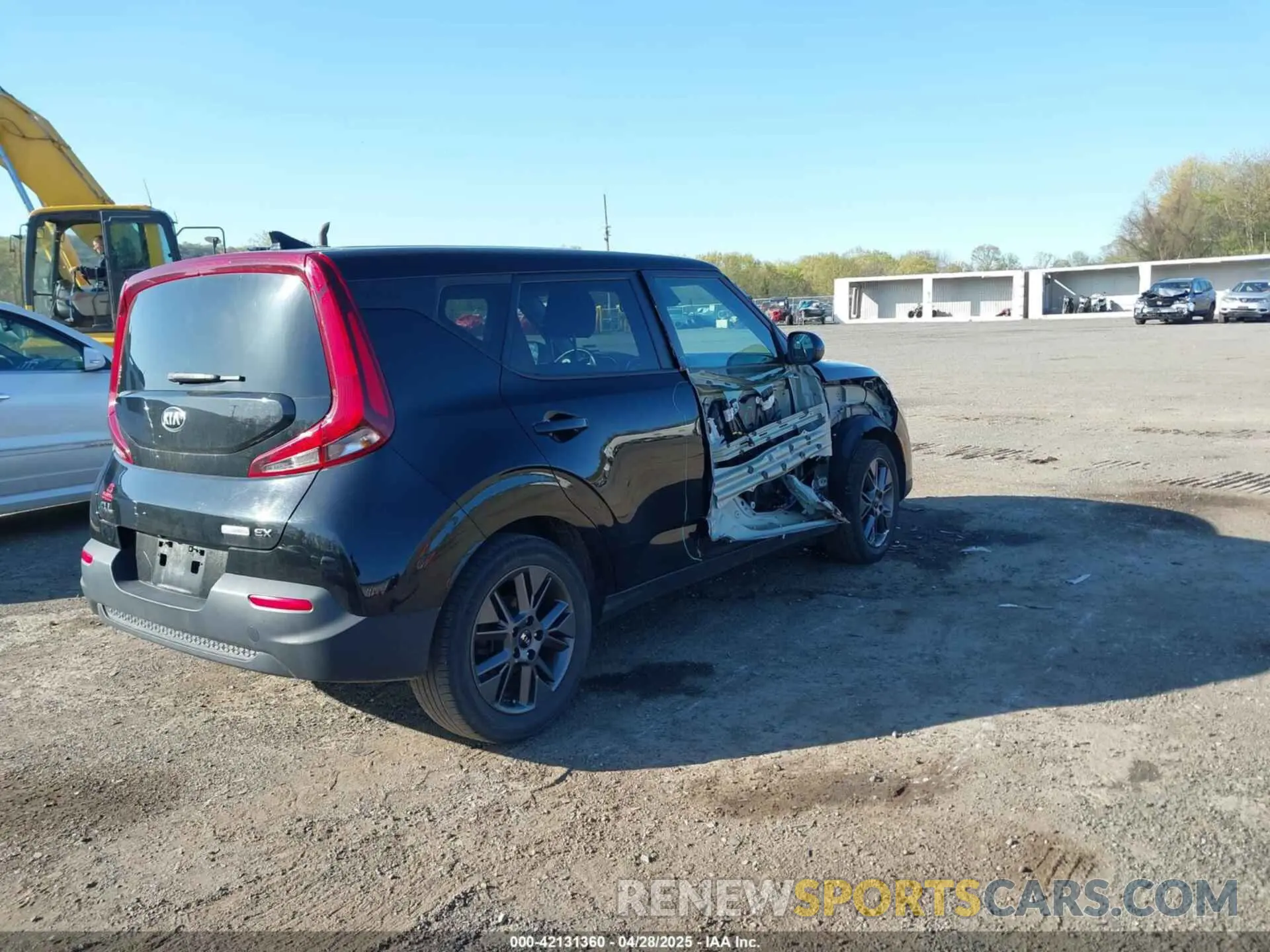 4 fotografías del automóvil dañado KNDJ33AU5L7037460 KIA SOUL 2020