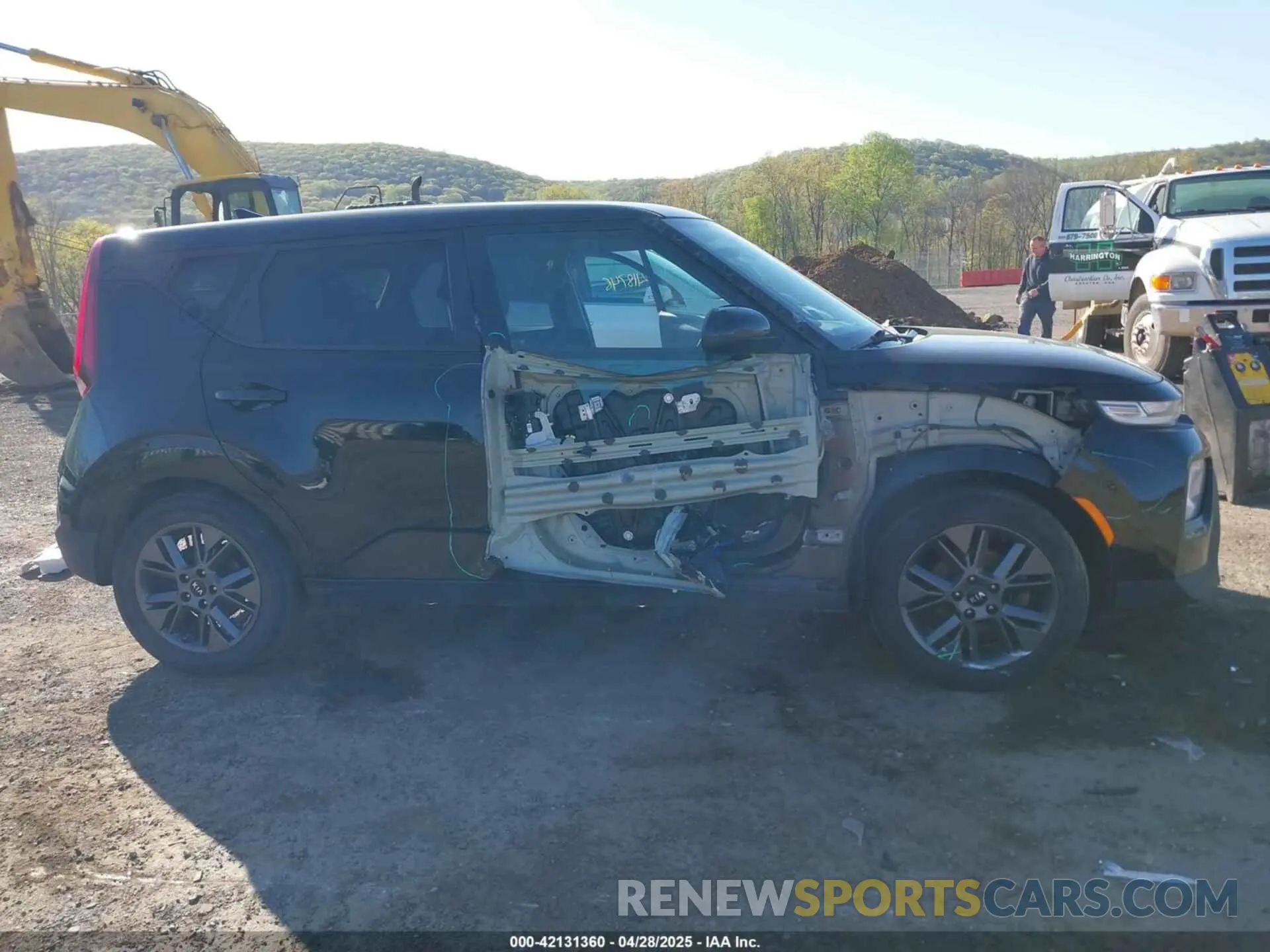 6 fotografías del automóvil dañado KNDJ33AU5L7037460 KIA SOUL 2020