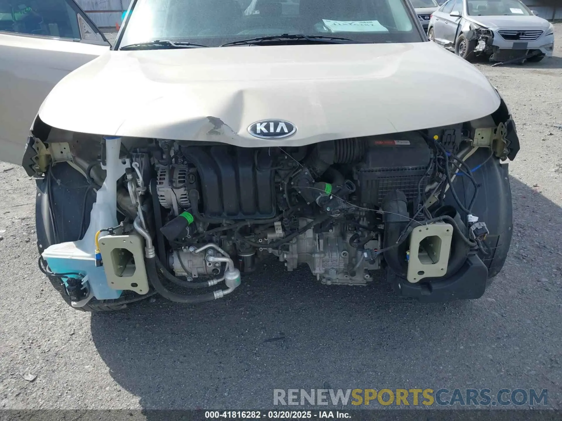 6 fotografías del automóvil dañado KNDJ33AU5L7073908 KIA SOUL 2020