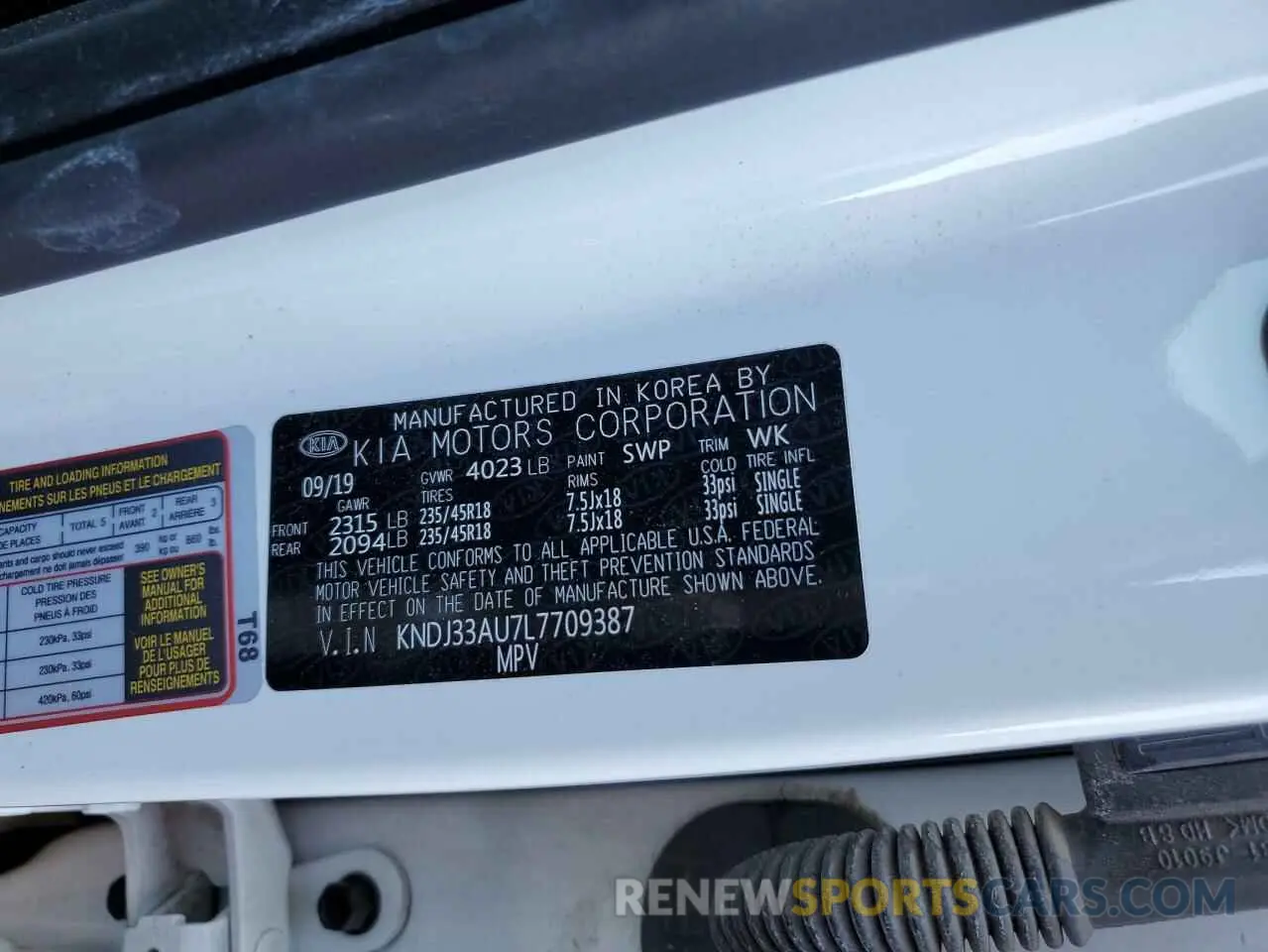 16 fotografías del automóvil dañado KNDJ33AU7L7709387 KIA SOUL 2020