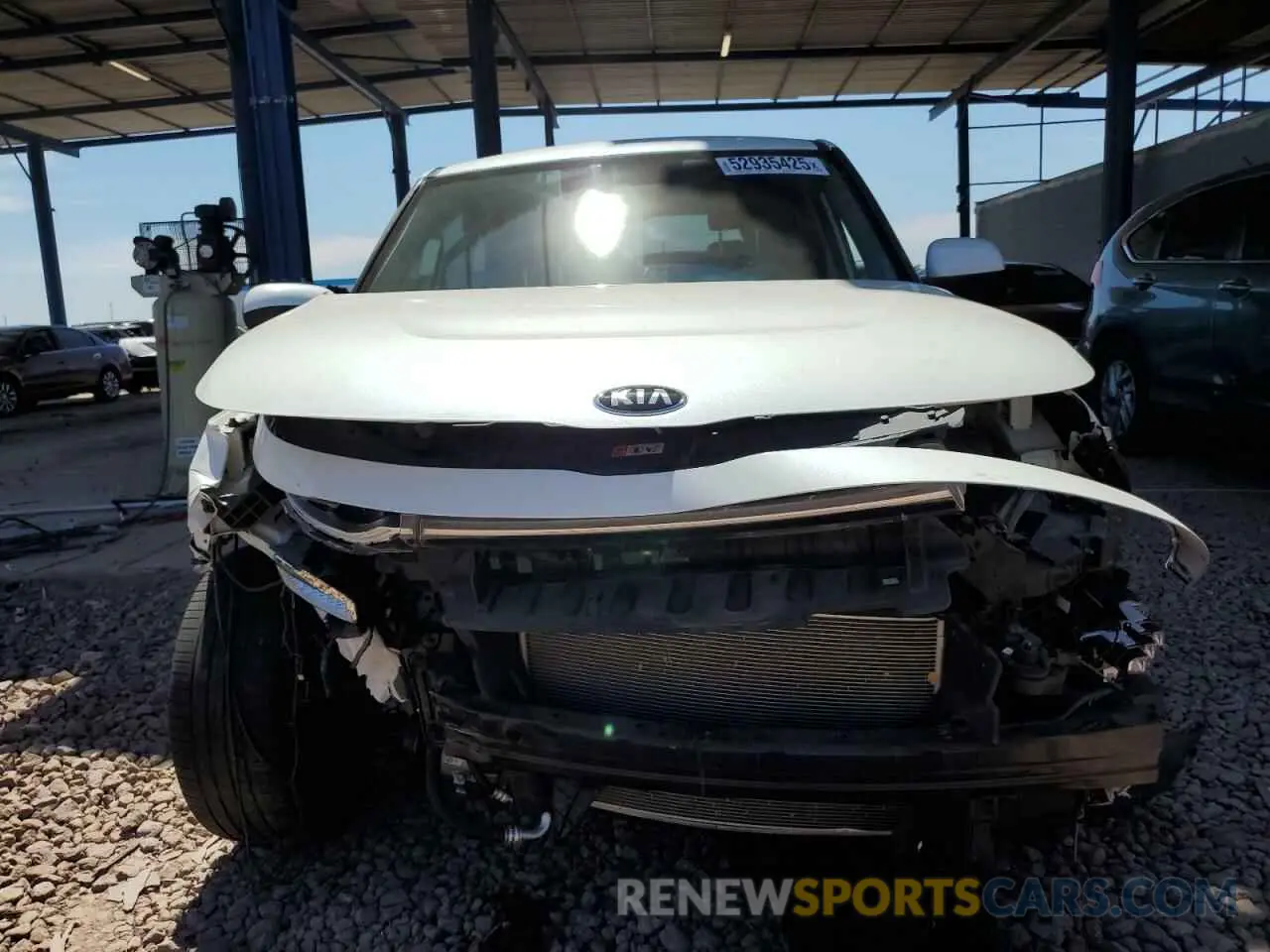5 fotografías del automóvil dañado KNDJ33AU7L7709387 KIA SOUL 2020