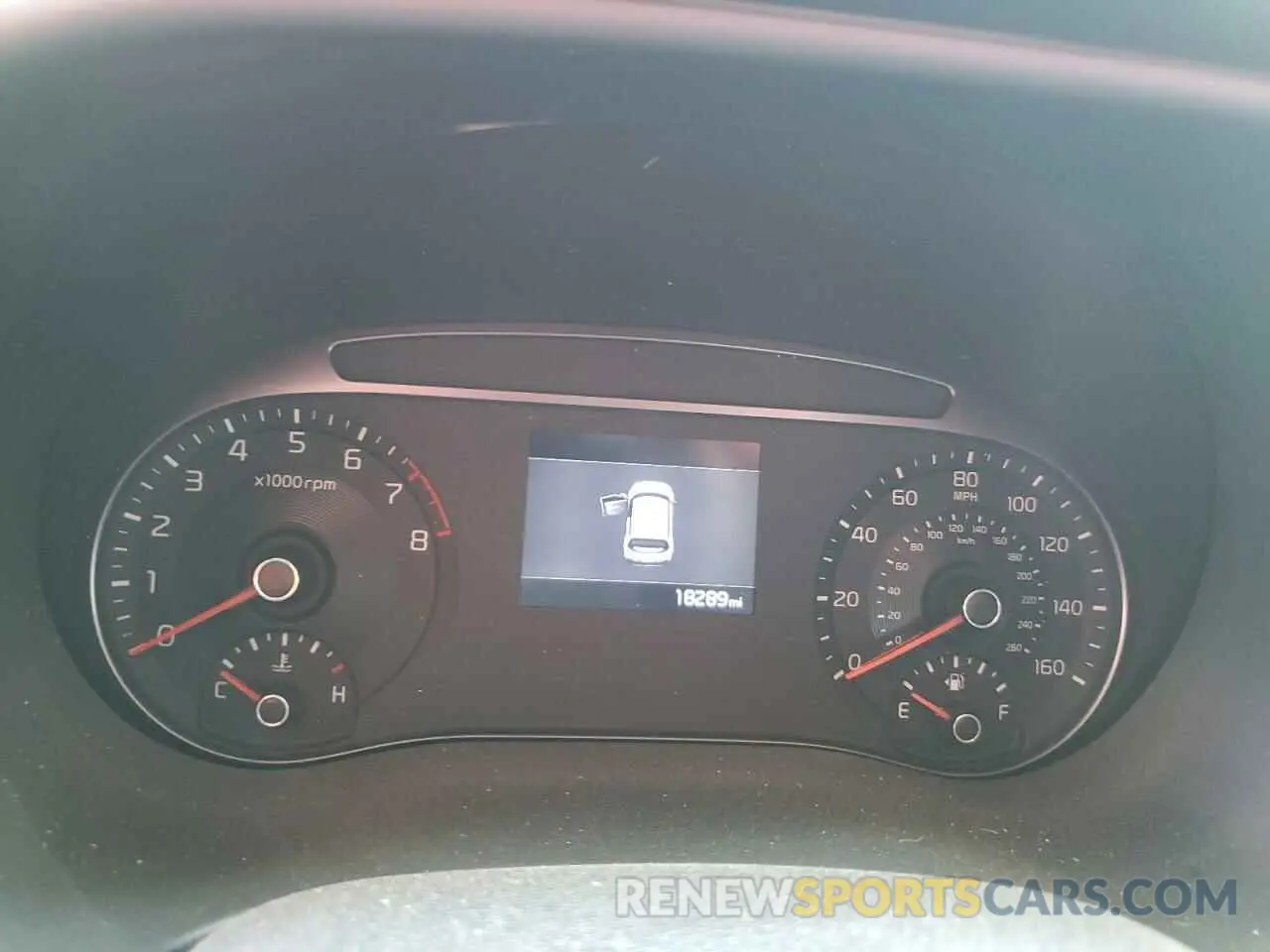 9 fotografías del automóvil dañado KNDJ33AU7L7709387 KIA SOUL 2020