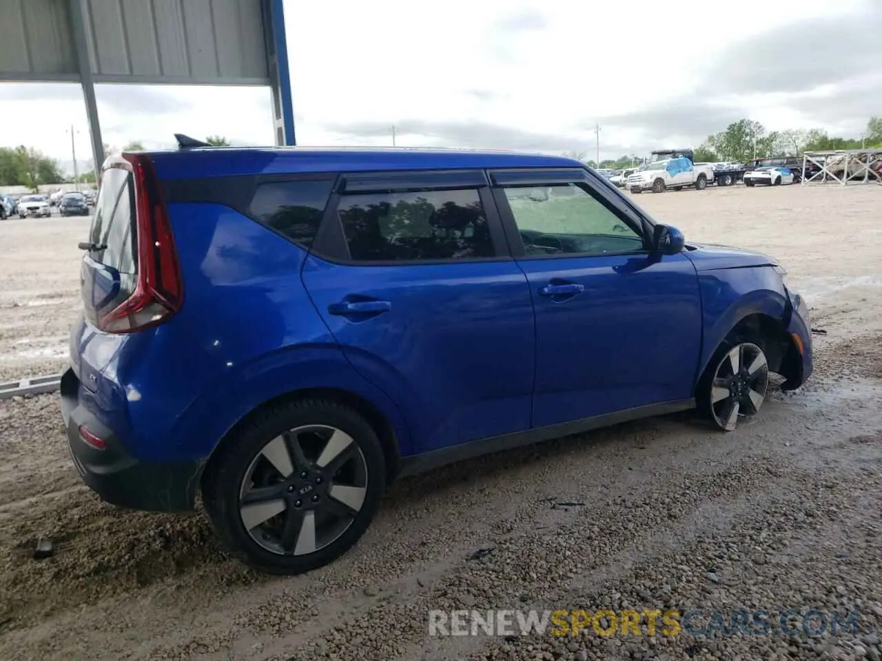 3 fotografías del automóvil dañado KNDJ33AU8L7108280 KIA SOUL 2020