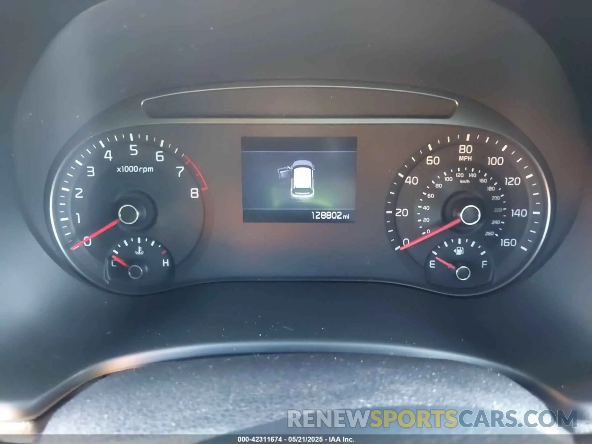 7 fotografías del automóvil dañado KNDJ33AUXL7079543 KIA SOUL 2020