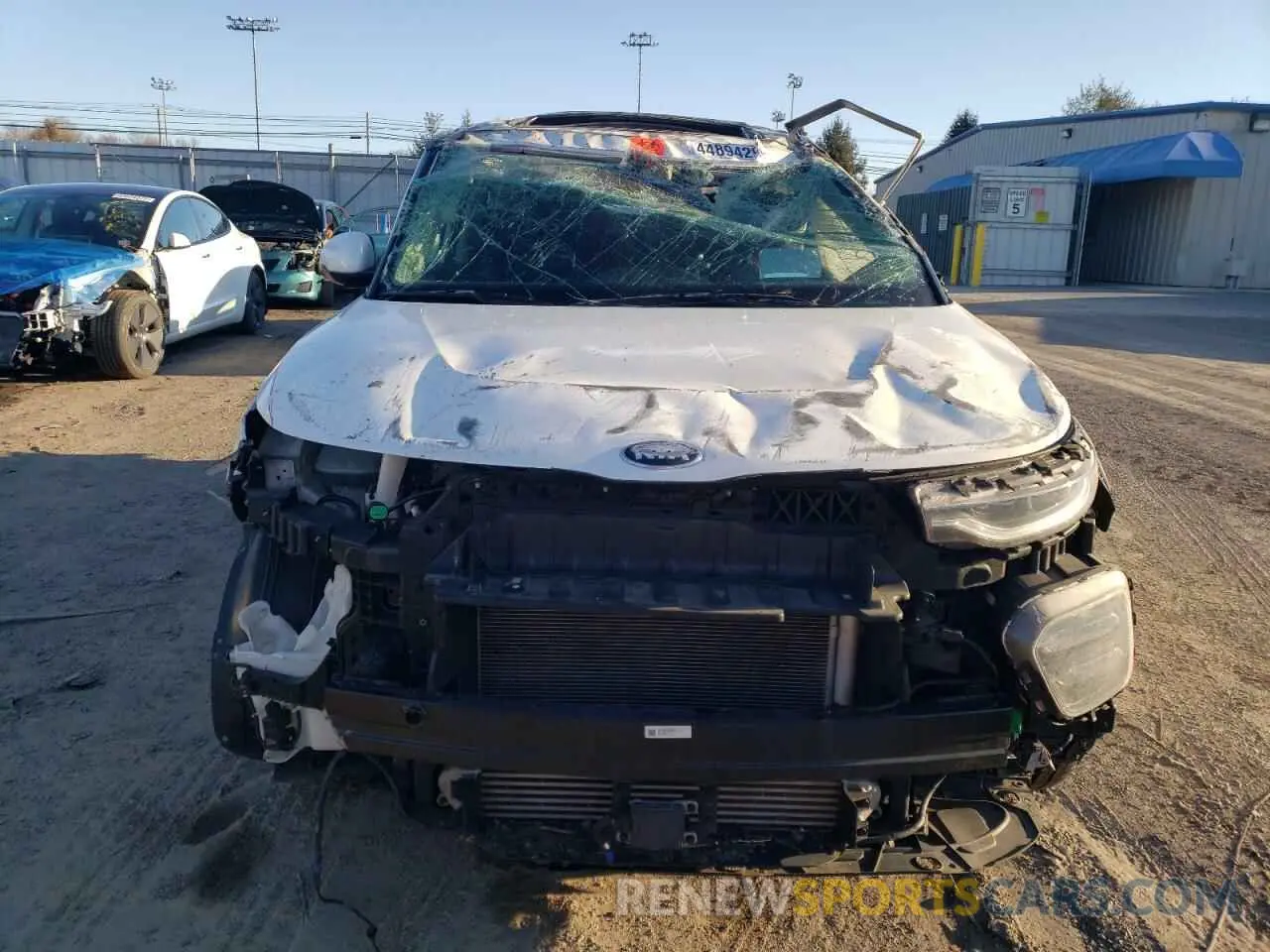5 fotografías del automóvil dañado KNDJ53AF1L7043977 KIA SOUL 2020