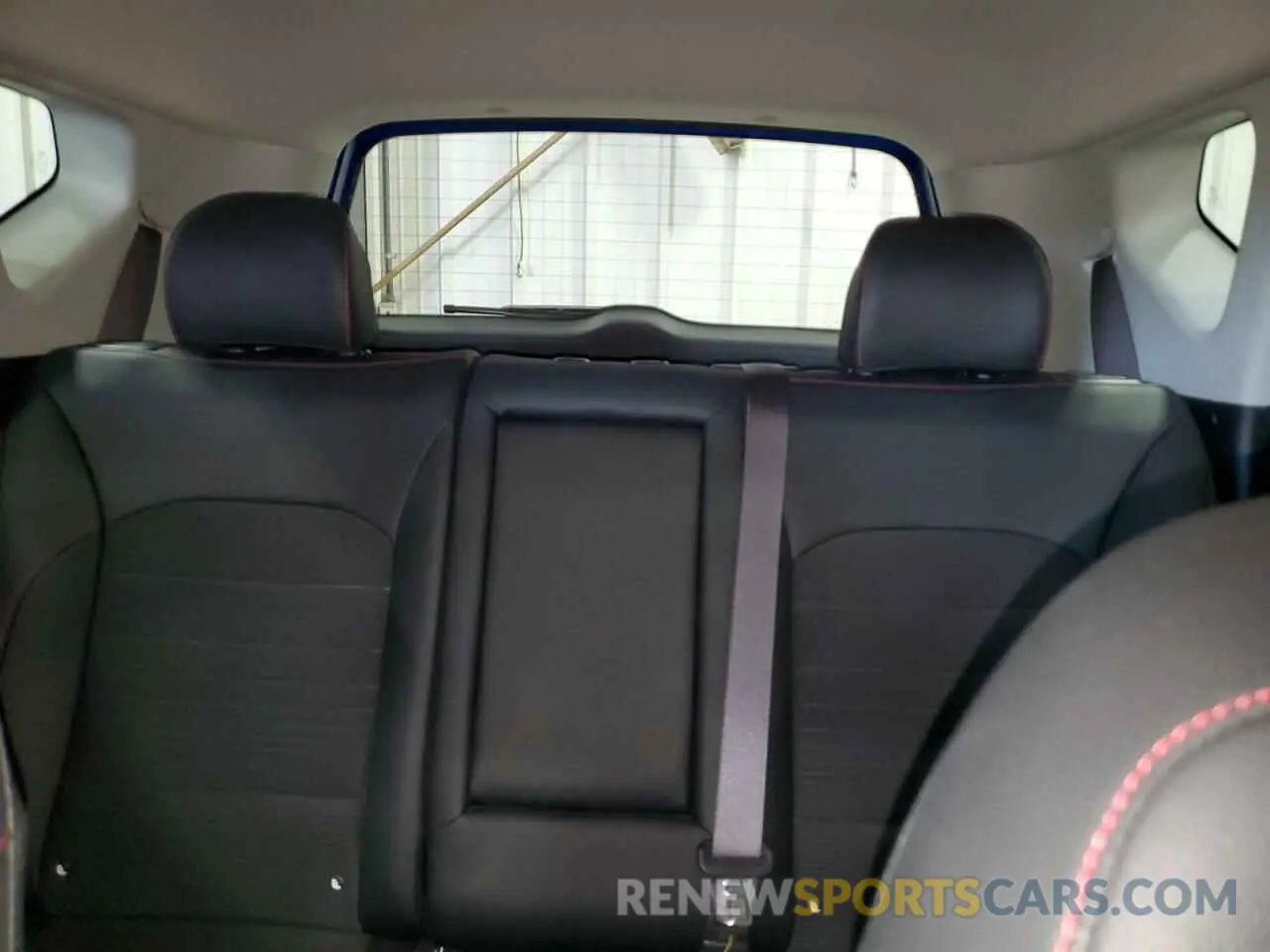 10 fotografías del automóvil dañado KNDJ53AF9L7116707 KIA SOUL 2020