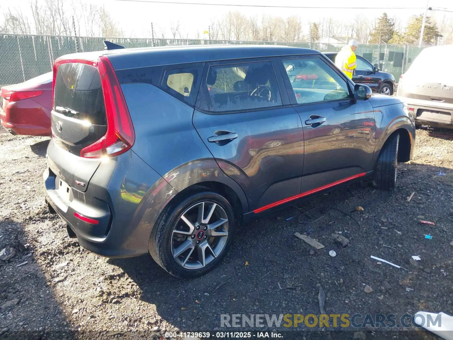 4 fotografías del automóvil dañado KNDJ63AU0L7054402 KIA SOUL 2020