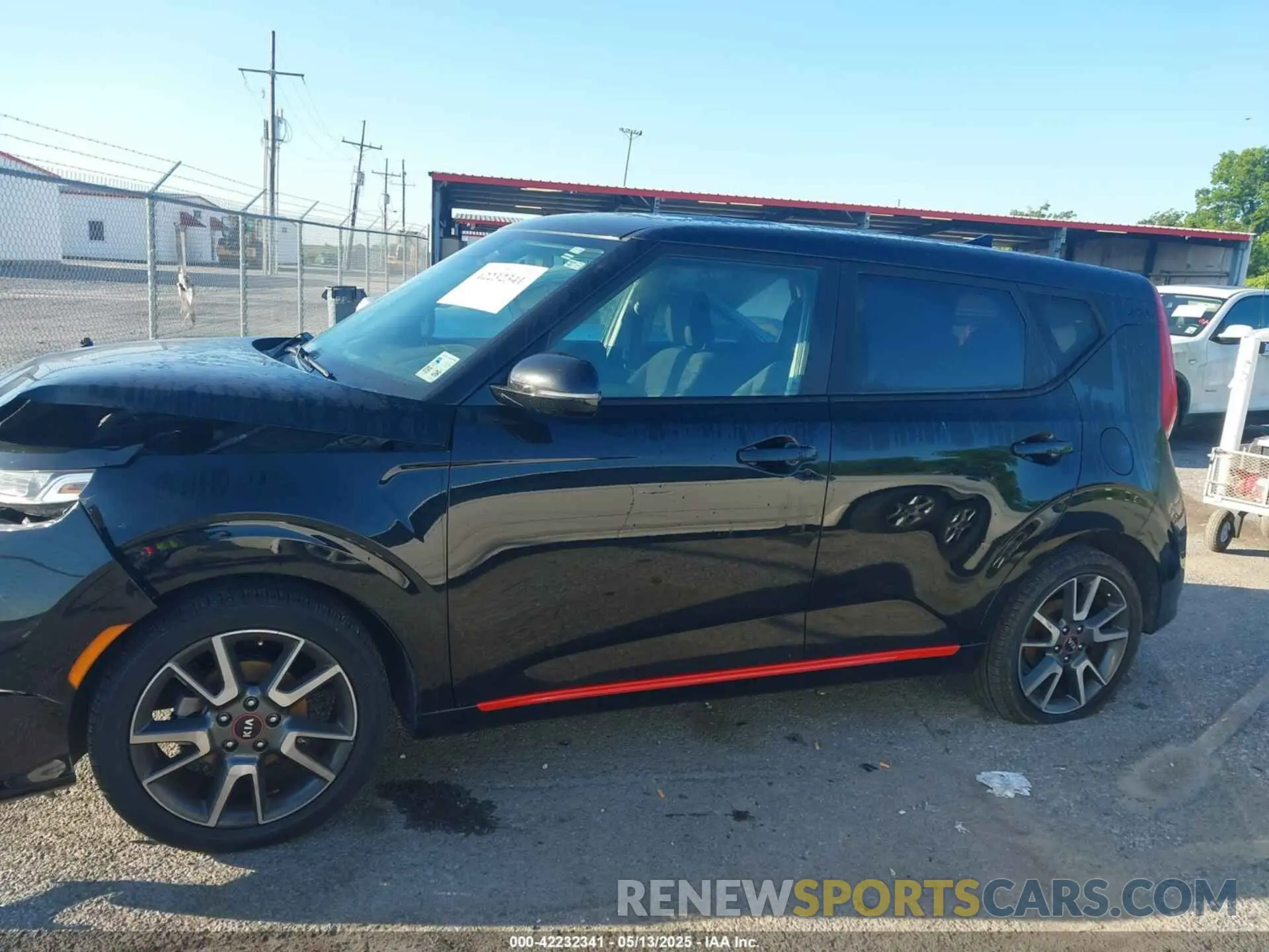 14 fotografías del automóvil dañado KNDJ63AU0L7706662 KIA SOUL 2020
