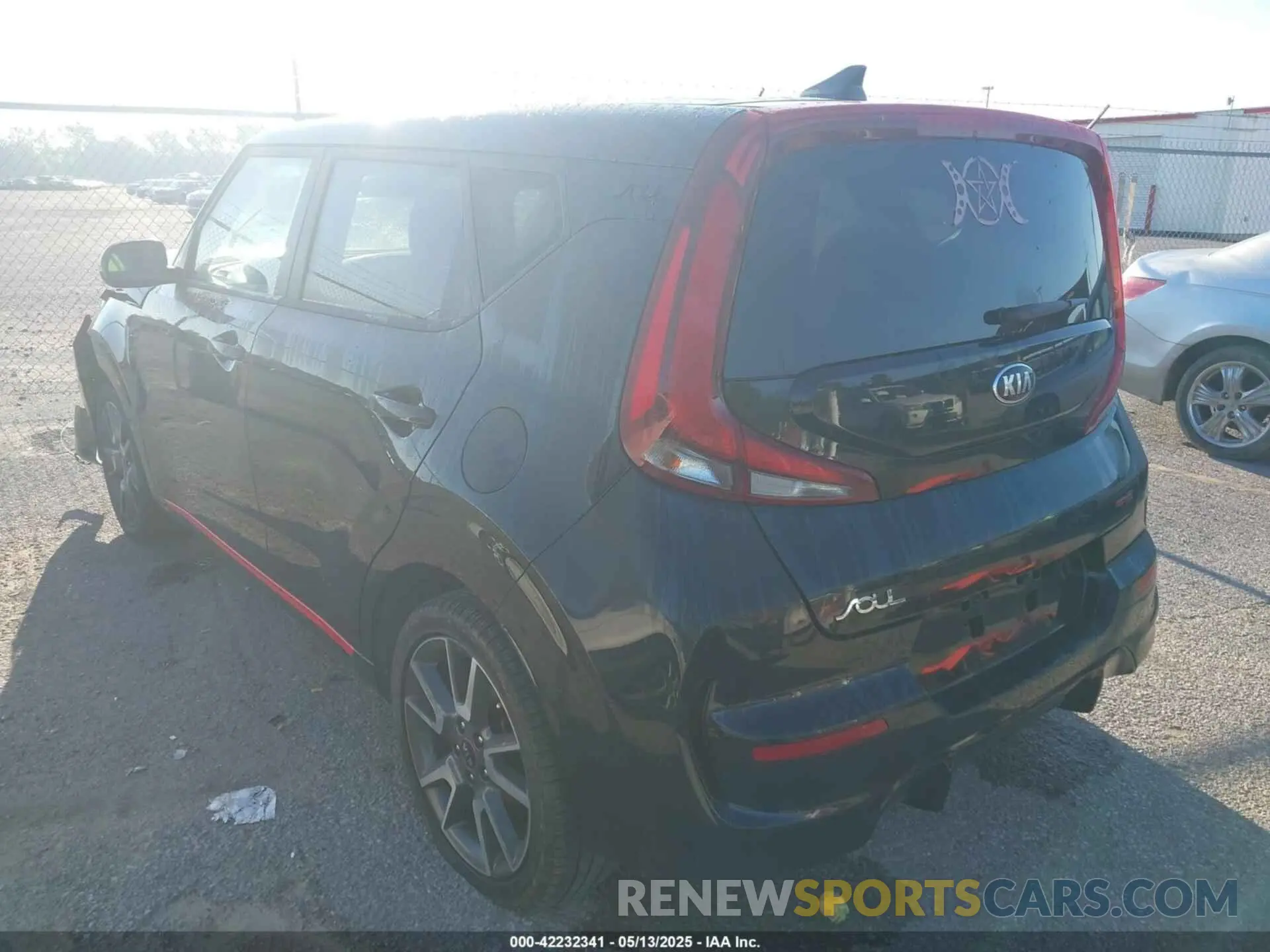 3 fotografías del automóvil dañado KNDJ63AU0L7706662 KIA SOUL 2020