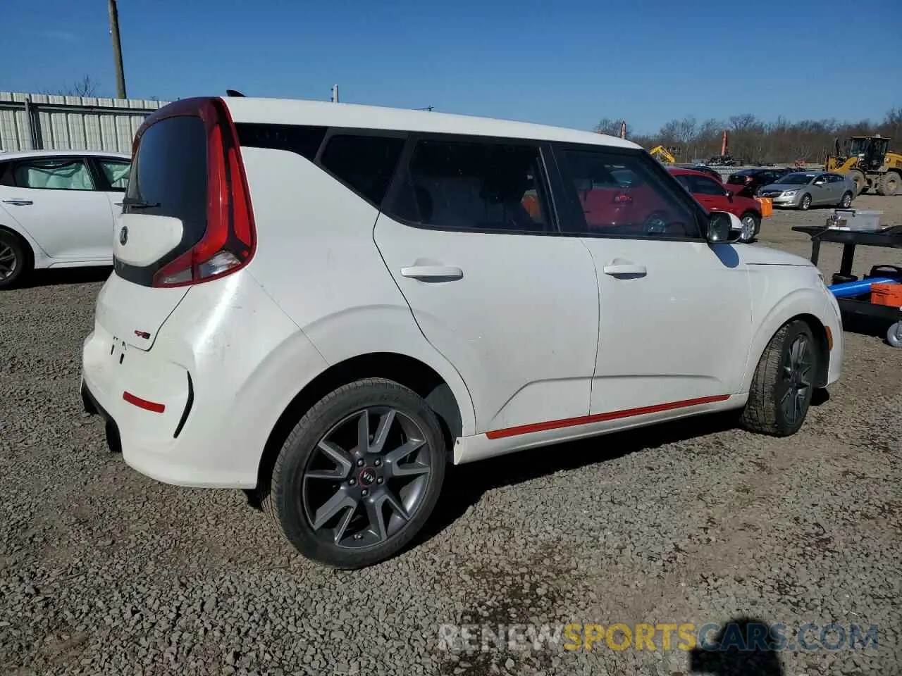 3 fotografías del automóvil dañado KNDJ63AU1L7020551 KIA SOUL 2020
