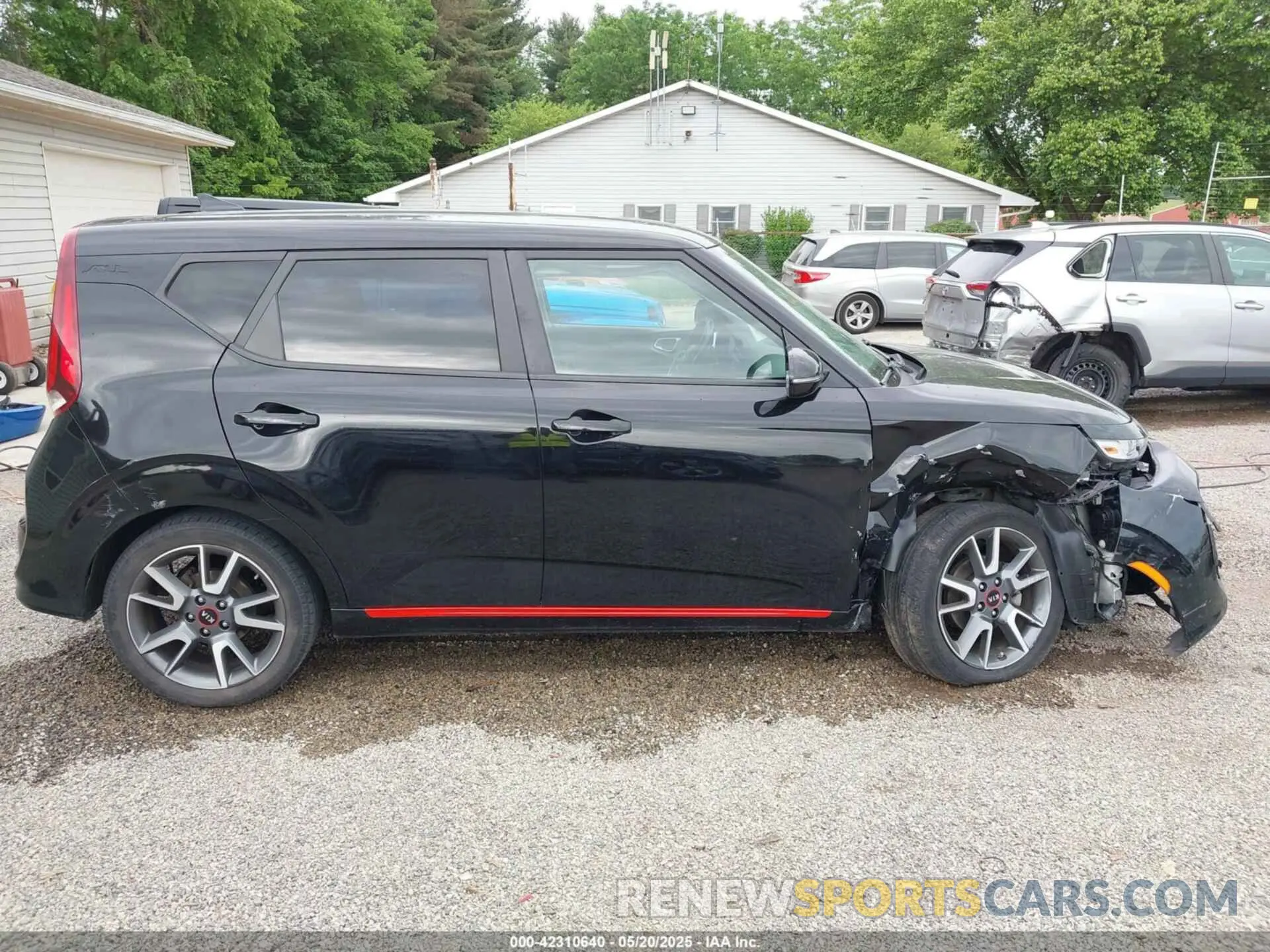 13 fotografías del automóvil dañado KNDJ63AU1L7049340 KIA SOUL 2020