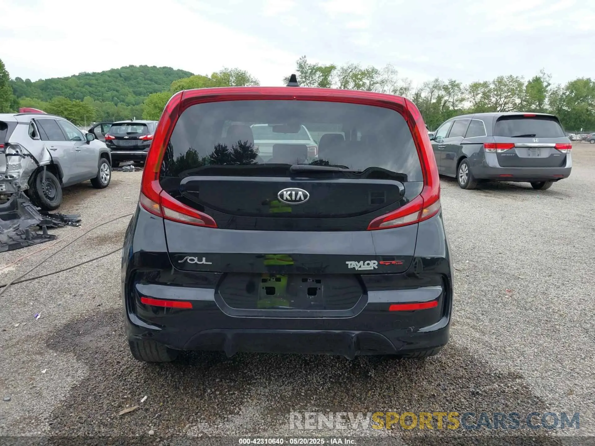 16 fotografías del automóvil dañado KNDJ63AU1L7049340 KIA SOUL 2020