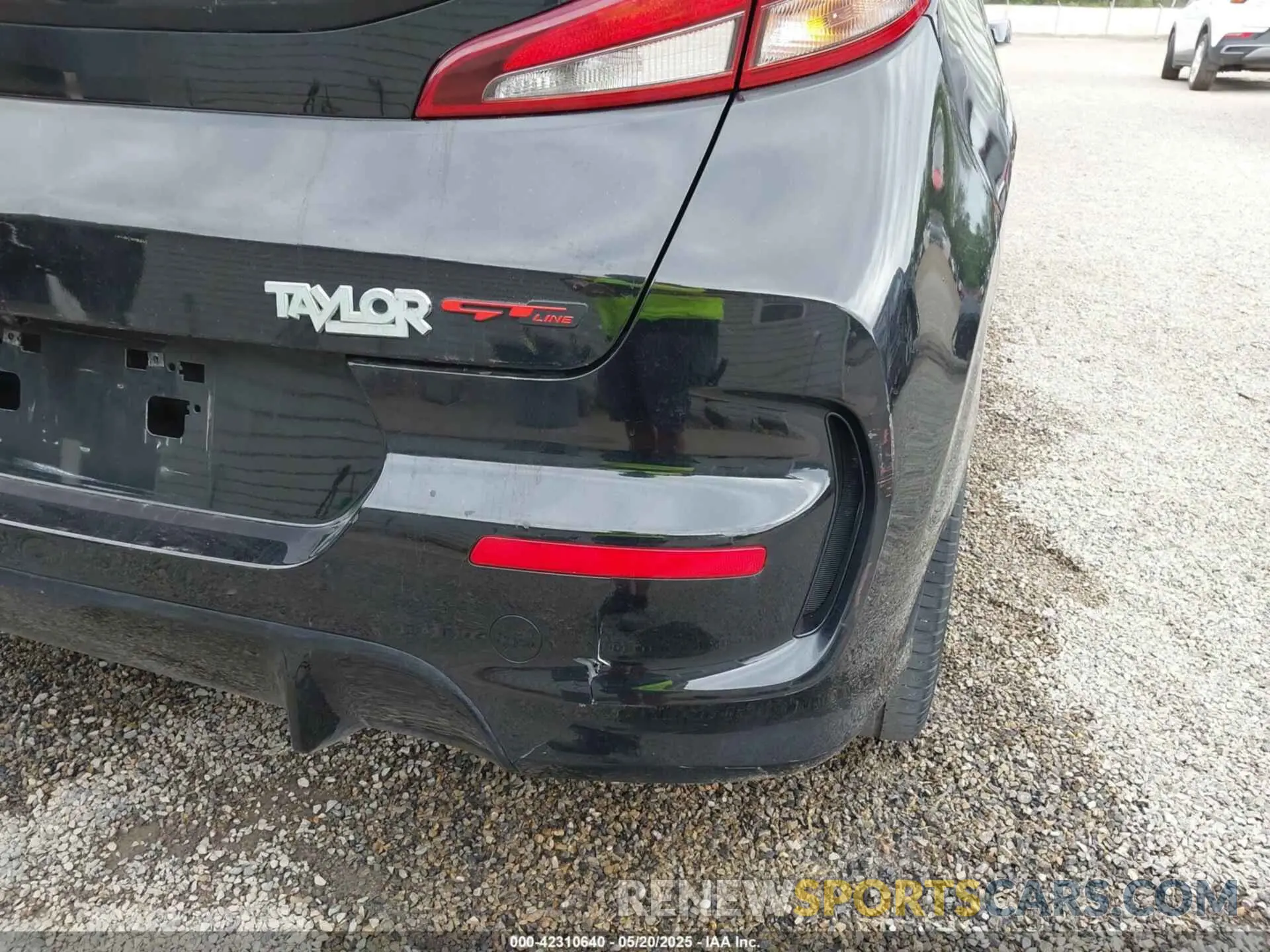 19 fotografías del automóvil dañado KNDJ63AU1L7049340 KIA SOUL 2020