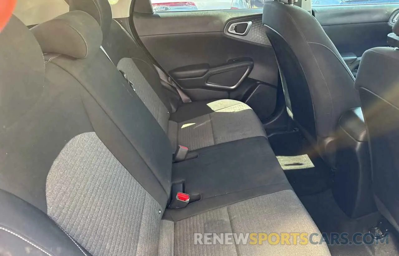 6 fotografías del automóvil dañado KNDJ63AU2L7024026 KIA SOUL 2020