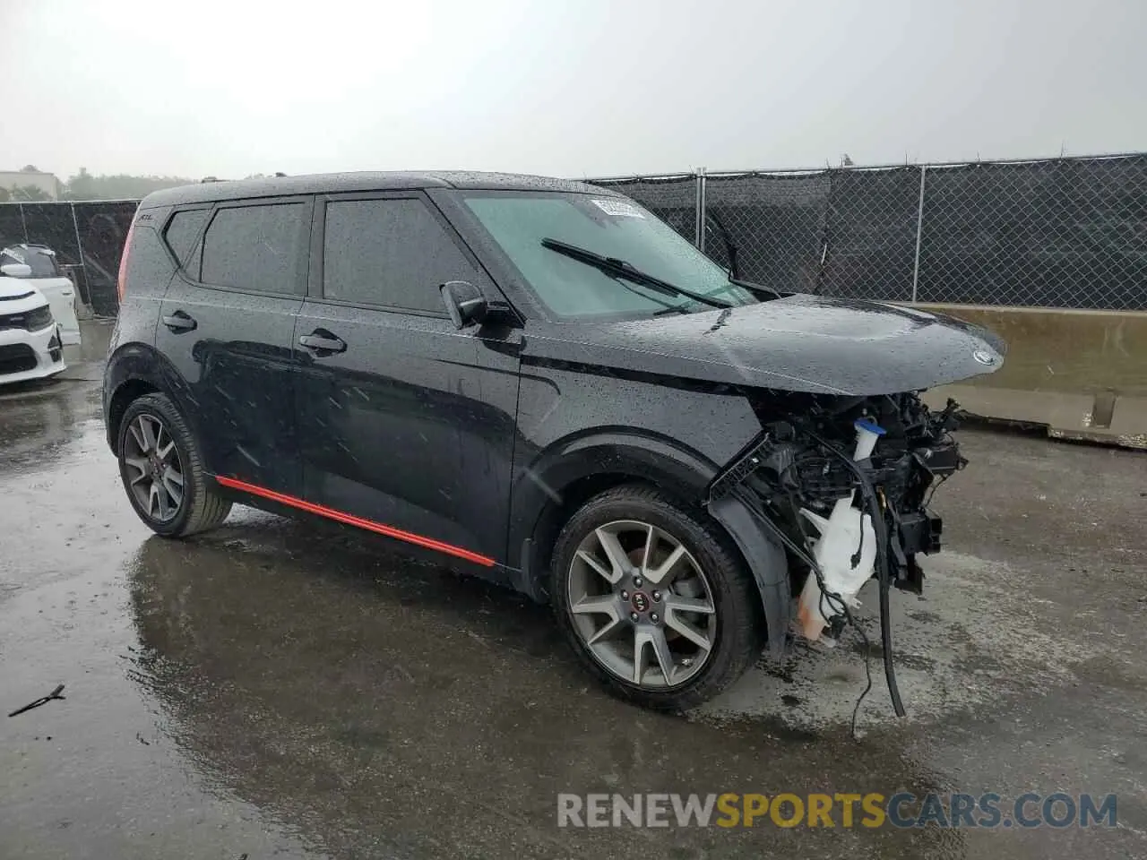 4 fotografías del automóvil dañado KNDJ63AU3L7057004 KIA SOUL 2020