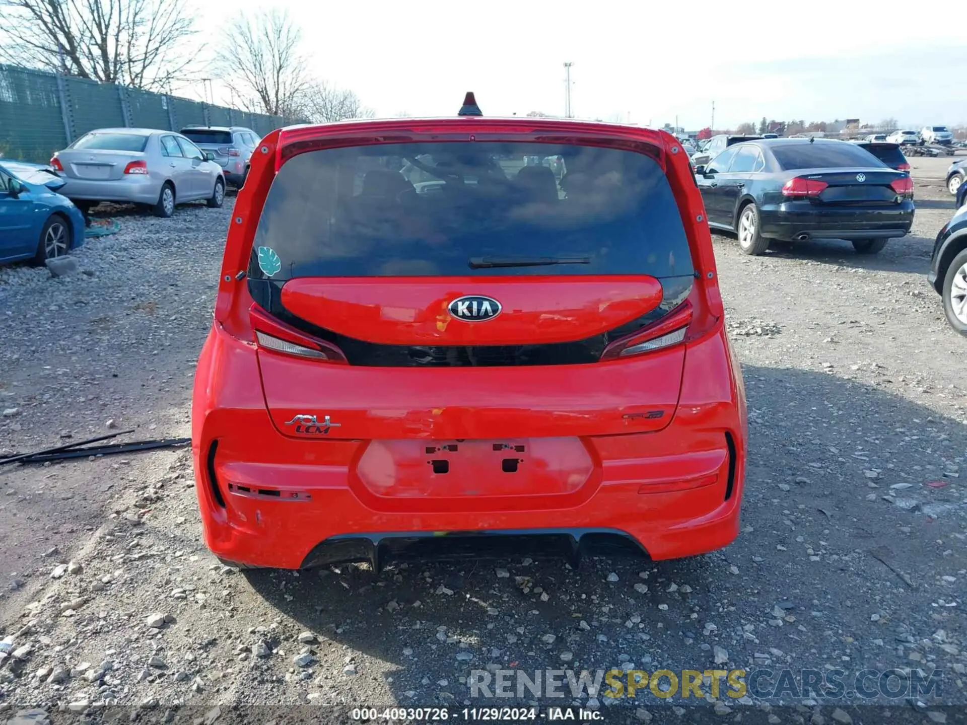 17 fotografías del automóvil dañado KNDJ63AU3L7703996 KIA SOUL 2020