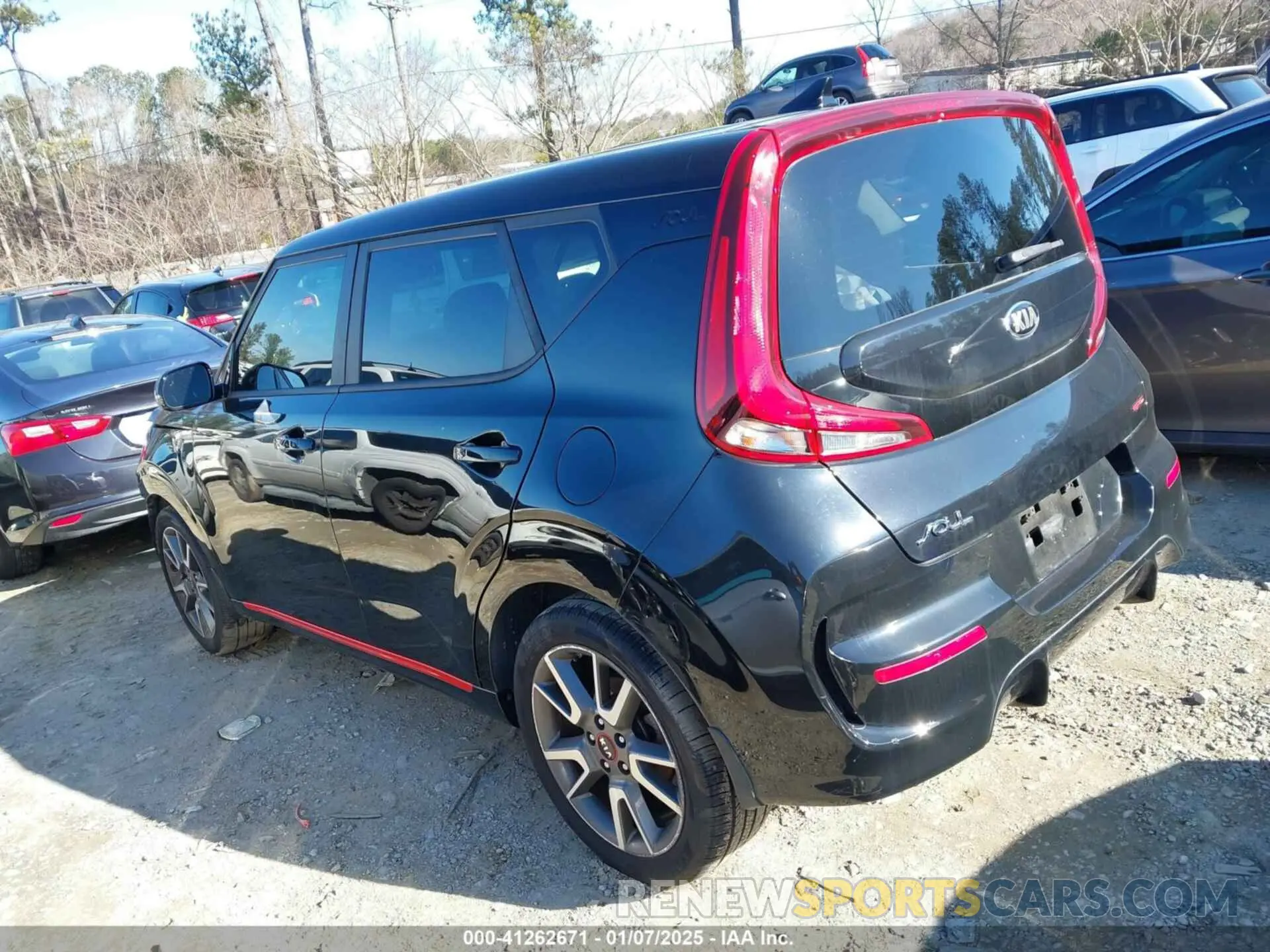 14 fotografías del automóvil dañado KNDJ63AU4L7006806 KIA SOUL 2020