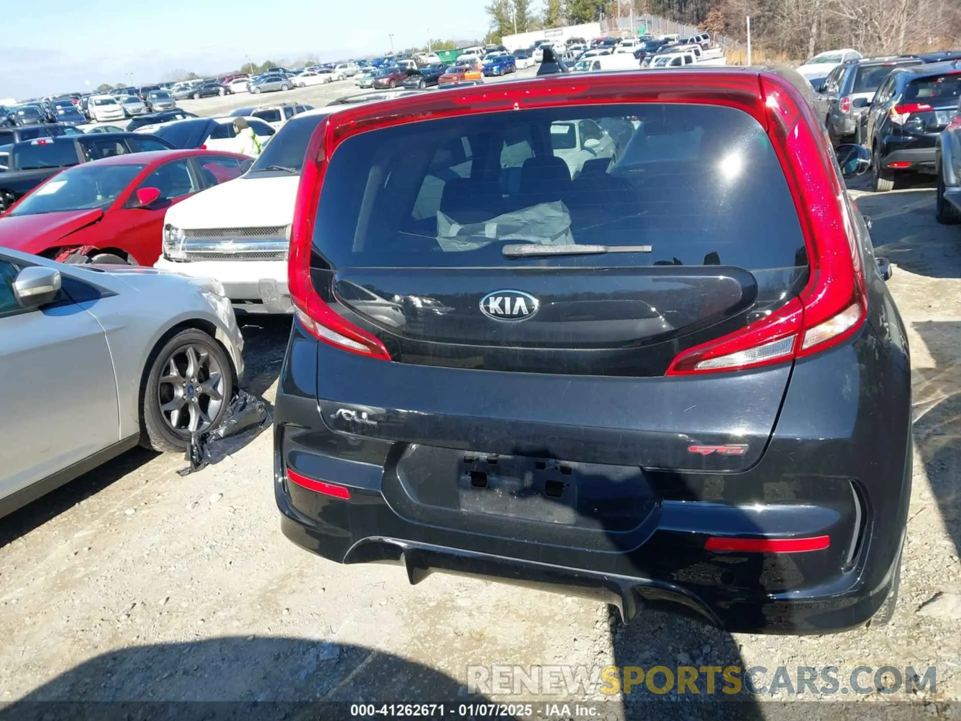 16 fotografías del automóvil dañado KNDJ63AU4L7006806 KIA SOUL 2020