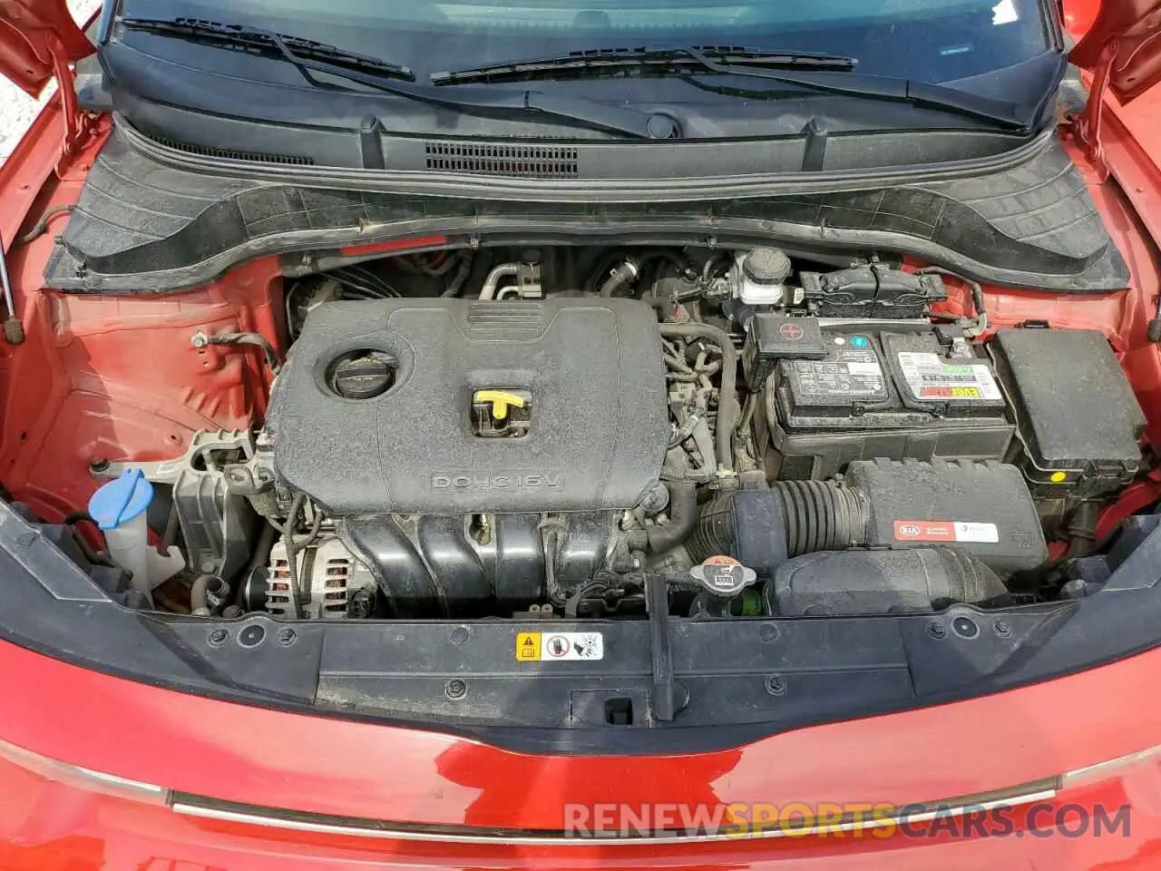 11 fotografías del automóvil dañado KNDJ63AU7L7728657 KIA SOUL 2020
