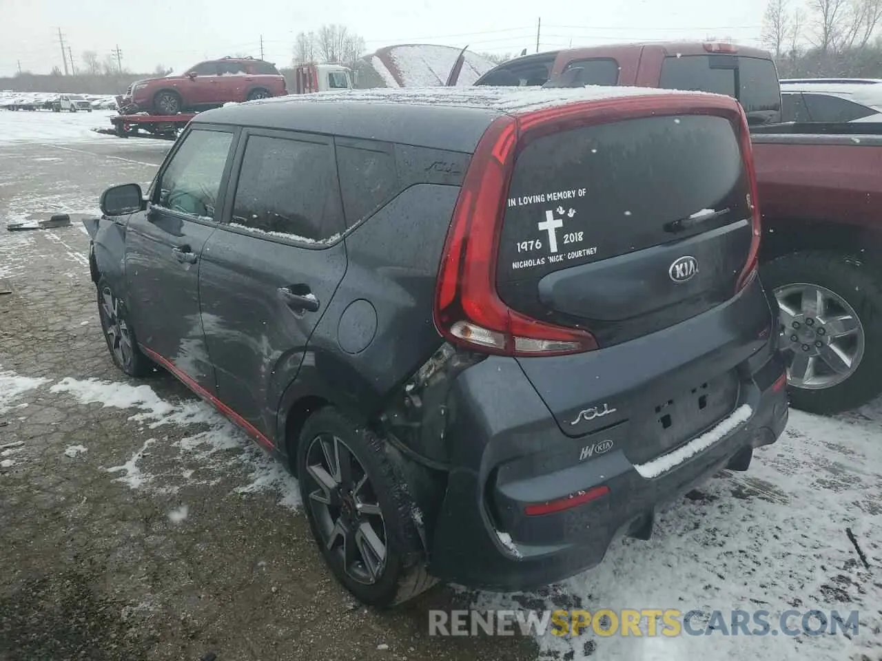 2 fotografías del automóvil dañado KNDJ63AU8L7025360 KIA SOUL 2020