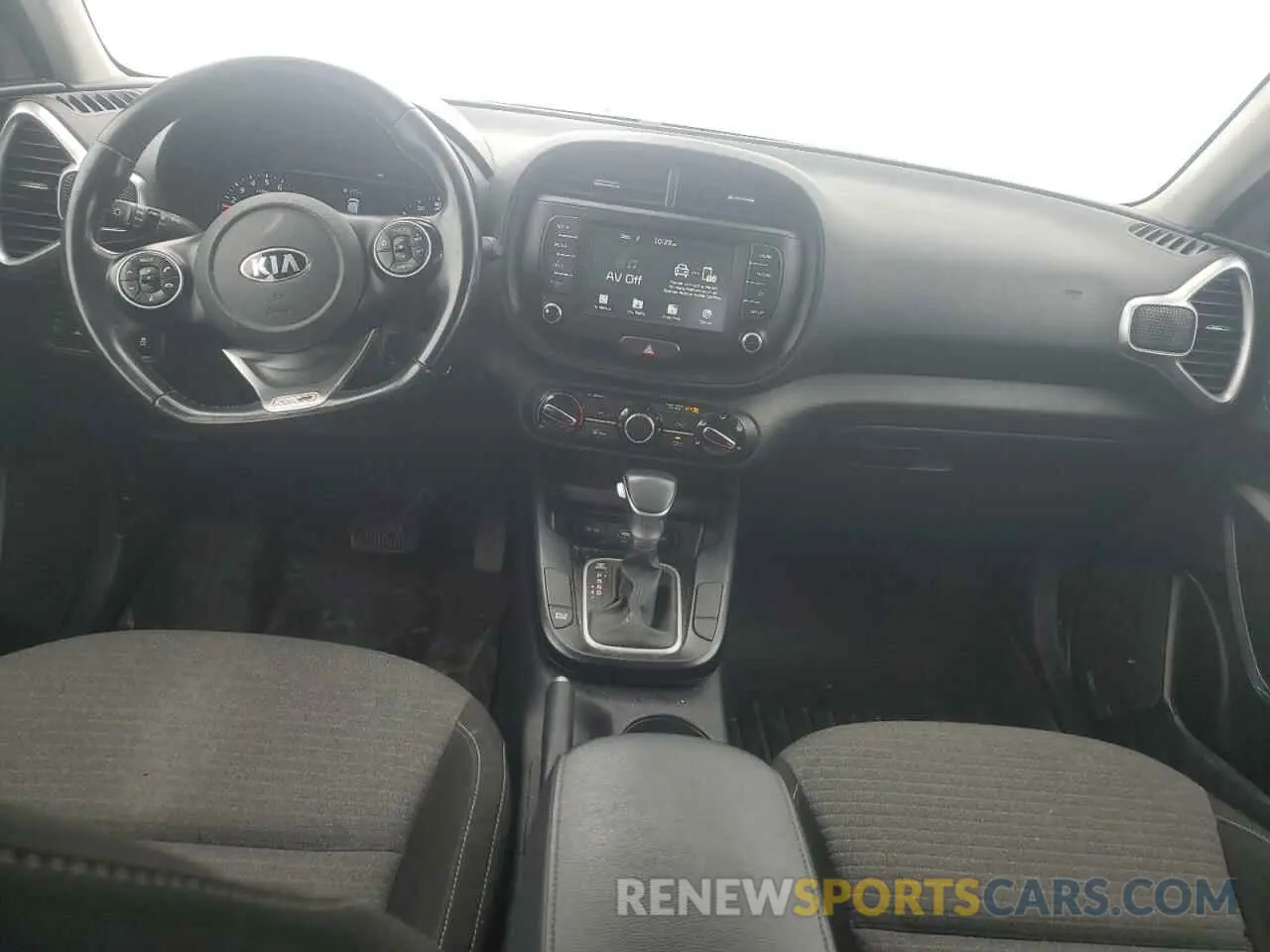 8 fotografías del automóvil dañado KNDJ63AU8L7025360 KIA SOUL 2020