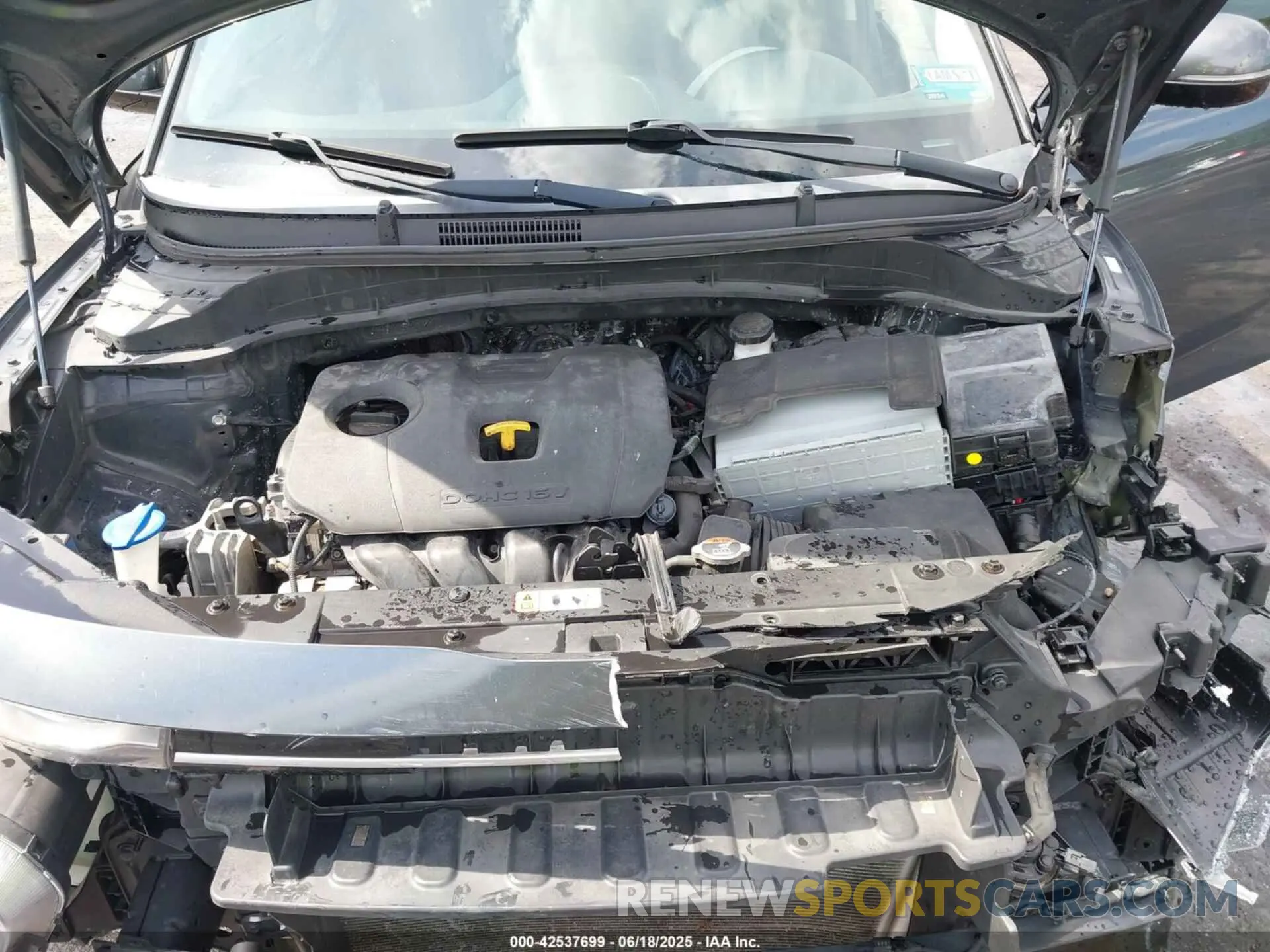 10 fotografías del automóvil dañado KNDJ63AUXL7089948 KIA SOUL 2020