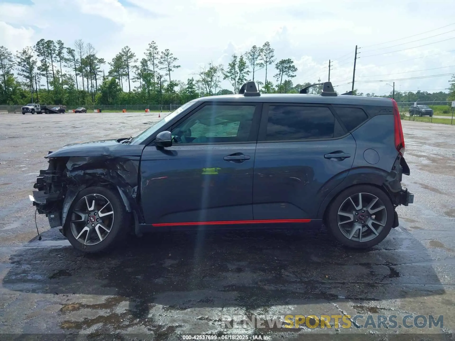 15 fotografías del automóvil dañado KNDJ63AUXL7089948 KIA SOUL 2020