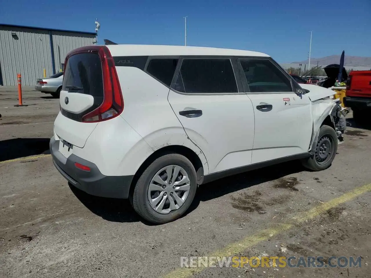 3 fotografías del automóvil dañado KNDJ22AU4M7785065 KIA SOUL 2021