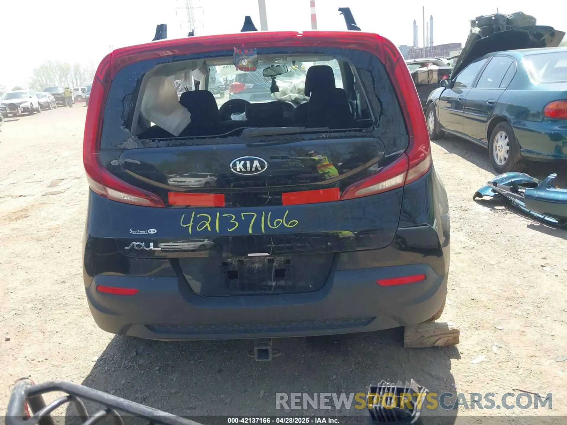 17 fotografías del automóvil dañado KNDJ22AU9M7757617 KIA SOUL 2021