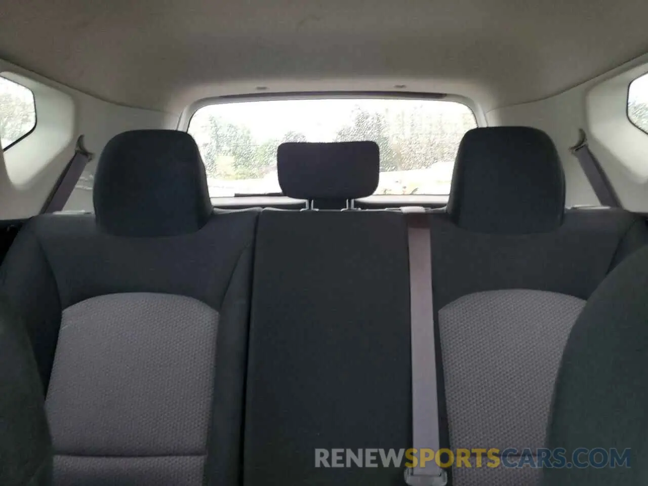 10 fotografías del automóvil dañado KNDJ23AU0M7138698 KIA SOUL 2021