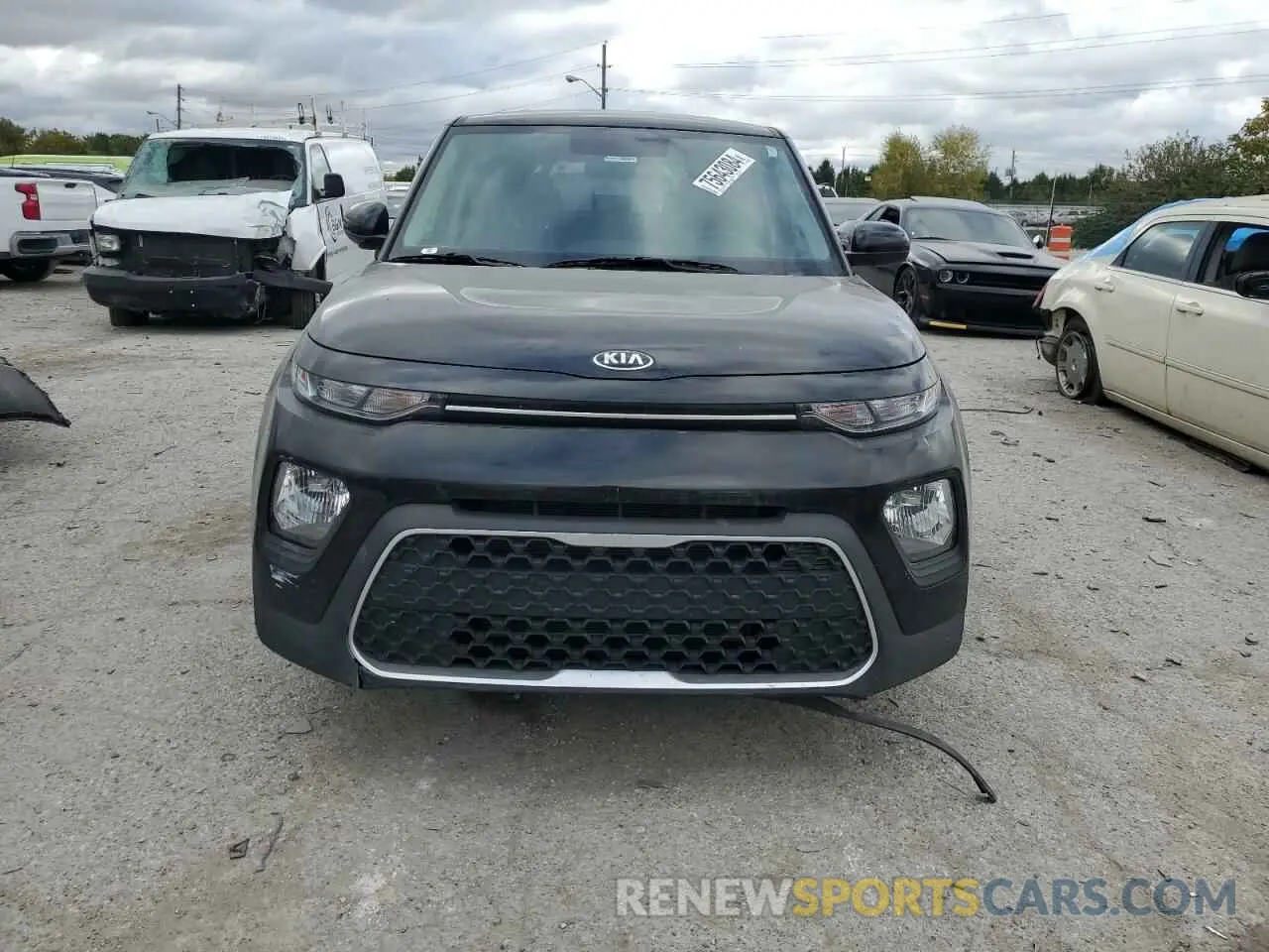 5 fotografías del automóvil dañado KNDJ23AU0M7148146 KIA SOUL 2021