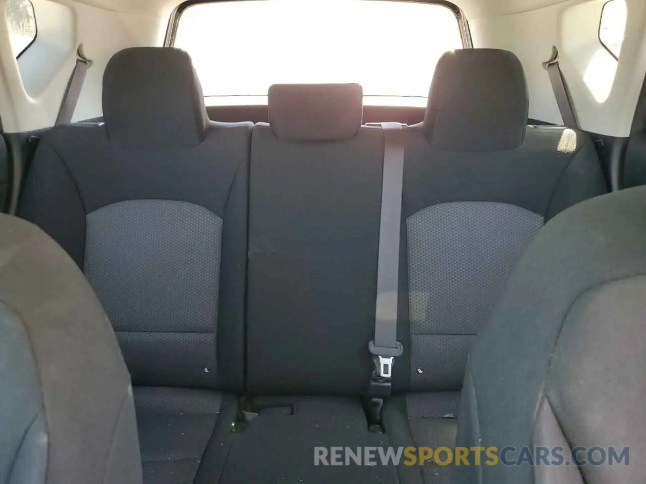 10 fotografías del automóvil dañado KNDJ23AU0M7755518 KIA SOUL 2021