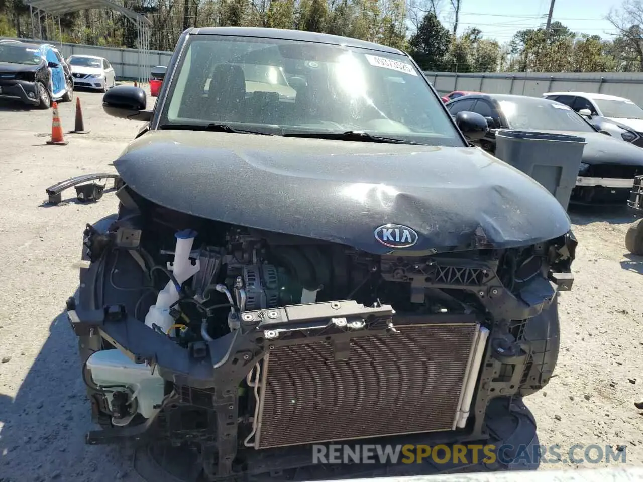 5 fotografías del automóvil dañado KNDJ23AU0M7755518 KIA SOUL 2021