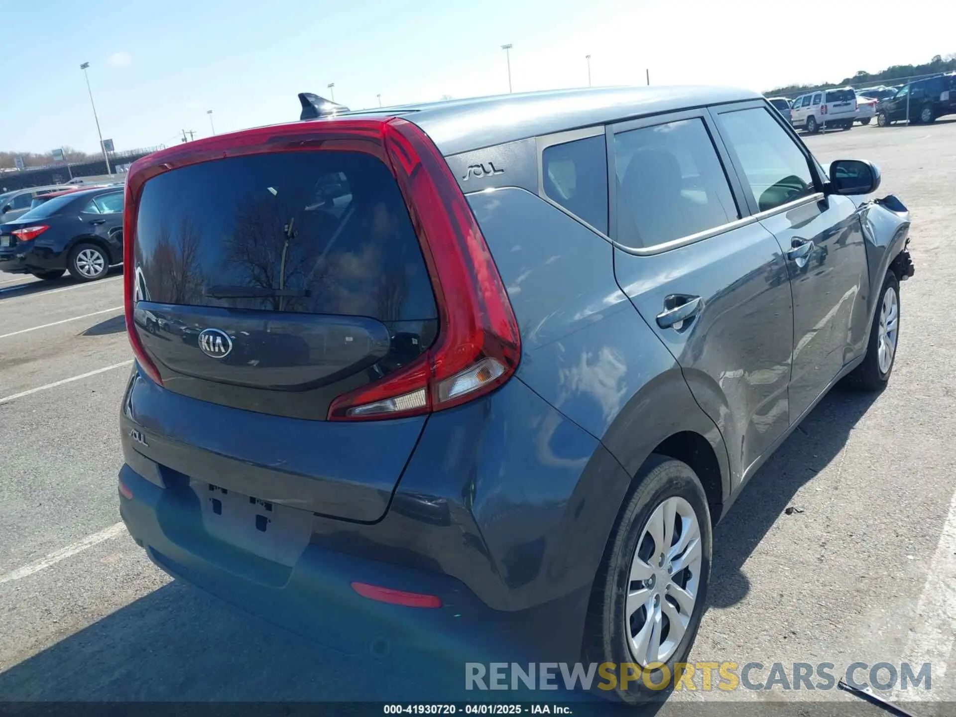 4 fotografías del automóvil dañado KNDJ23AU0M7769516 KIA SOUL 2021