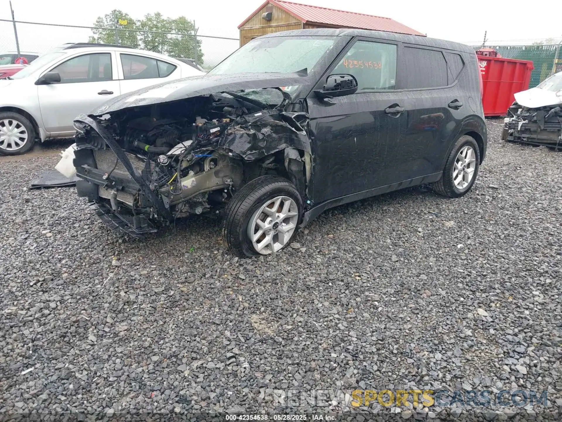 2 fotografías del automóvil dañado KNDJ23AU1M7133493 KIA SOUL 2021