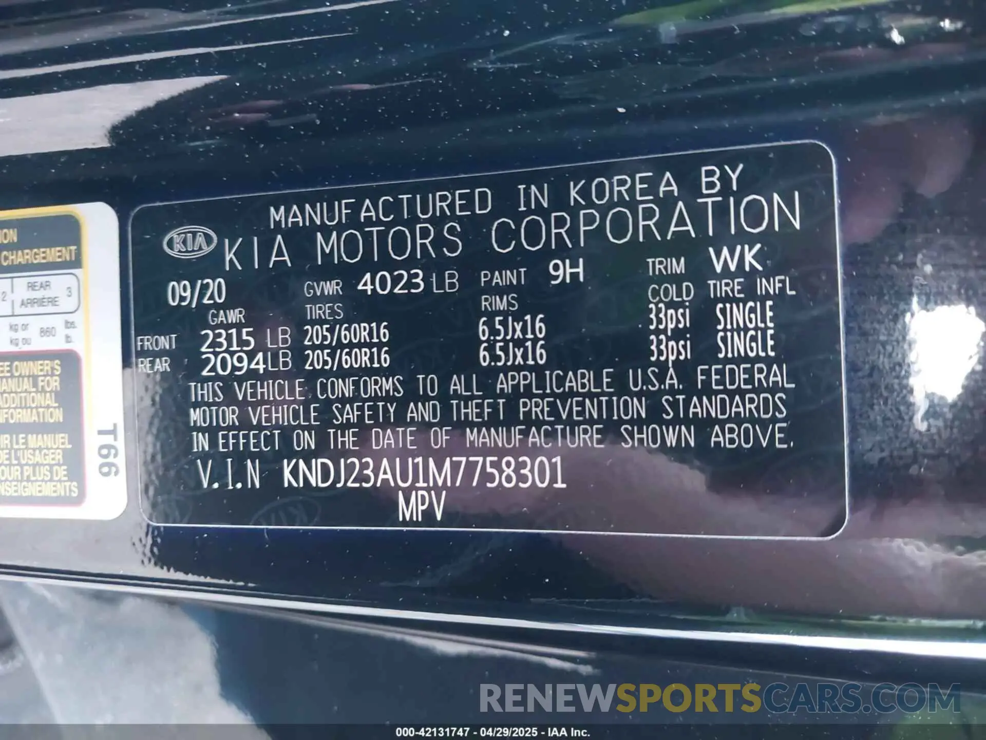 9 fotografías del automóvil dañado KNDJ23AU1M7758301 KIA SOUL 2021