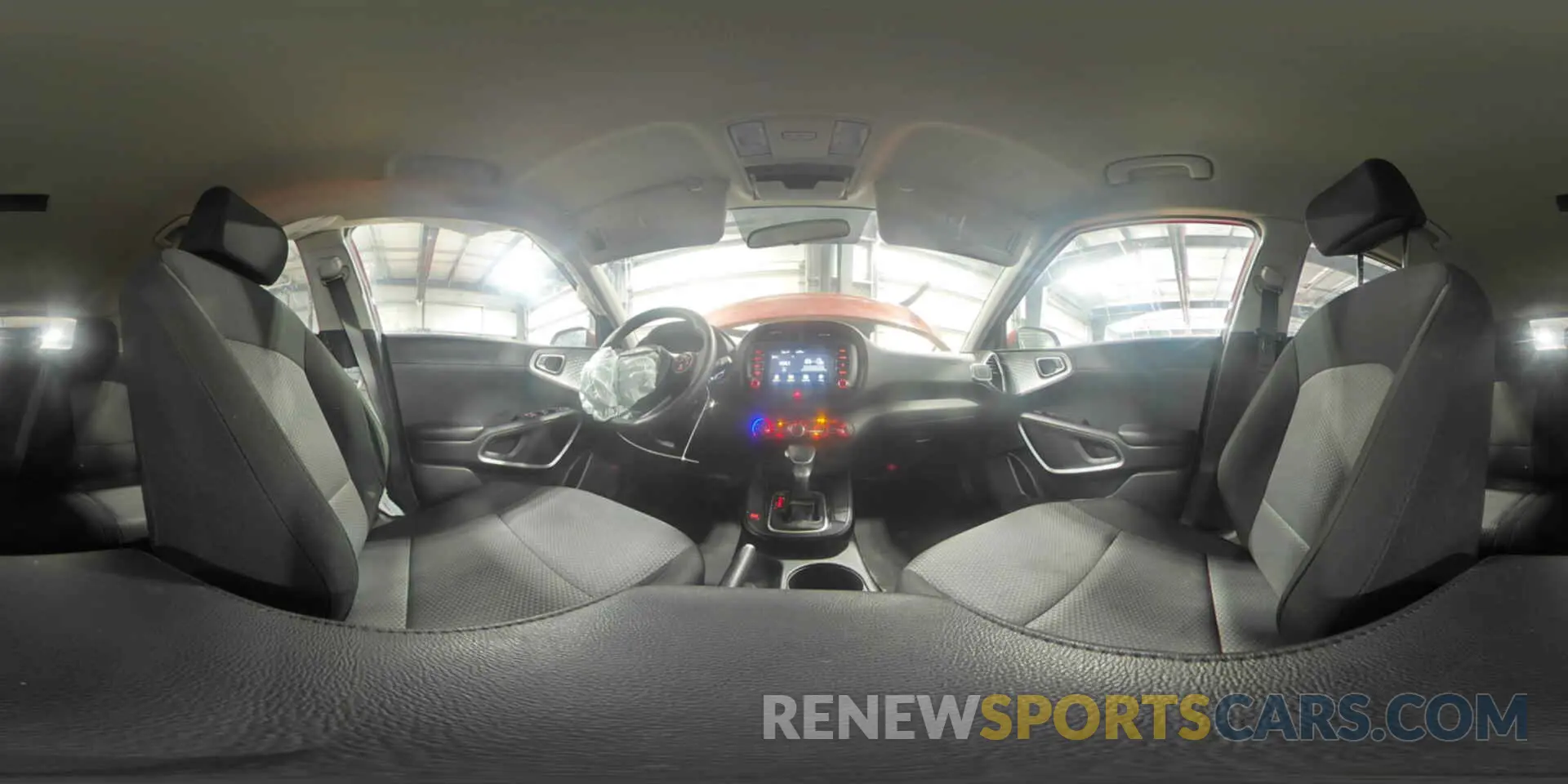 16 fotografías del automóvil dañado KNDJ23AU2M7759909 KIA SOUL 2021