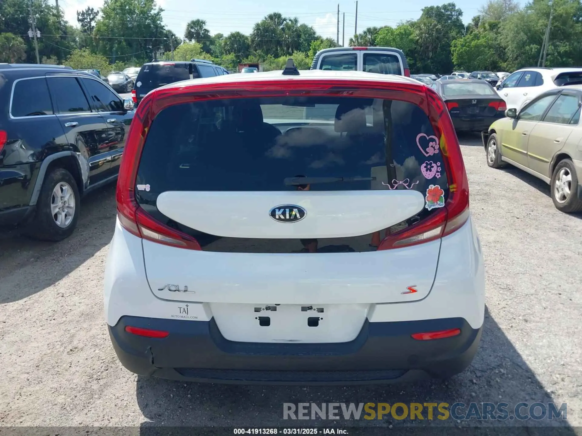 15 fotografías del automóvil dañado KNDJ23AU2M7774376 KIA SOUL 2021
