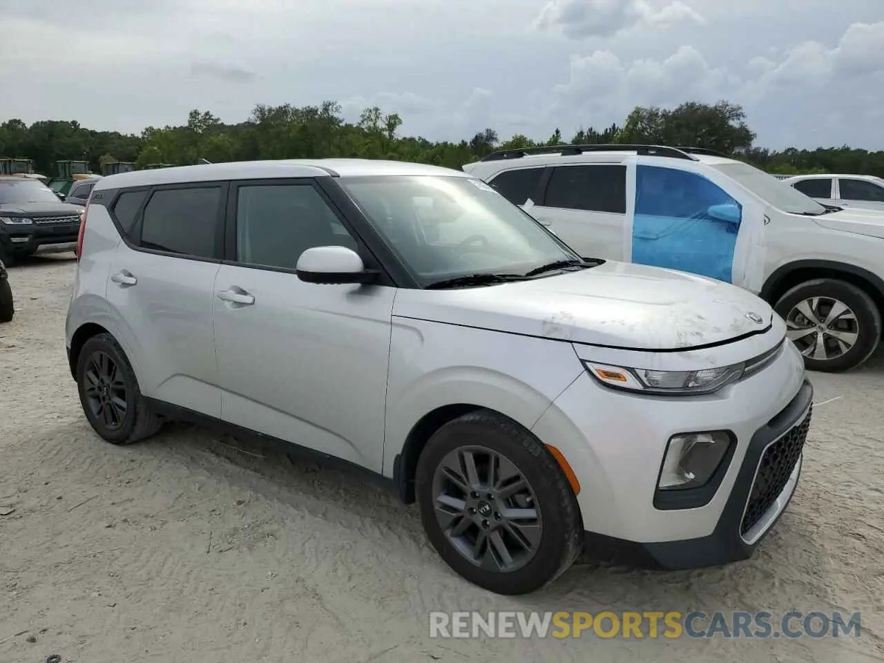 4 fotografías del automóvil dañado KNDJ23AU2M7795745 KIA SOUL 2021