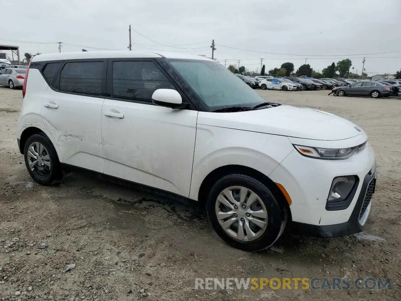 4 fotografías del automóvil dañado KNDJ23AU3M7130501 KIA SOUL 2021