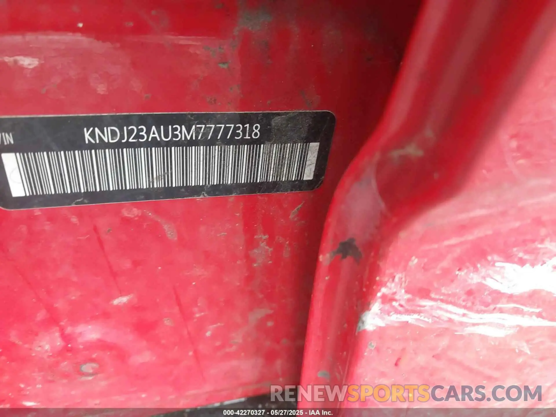 9 fotografías del automóvil dañado KNDJ23AU3M7777318 KIA SOUL 2021