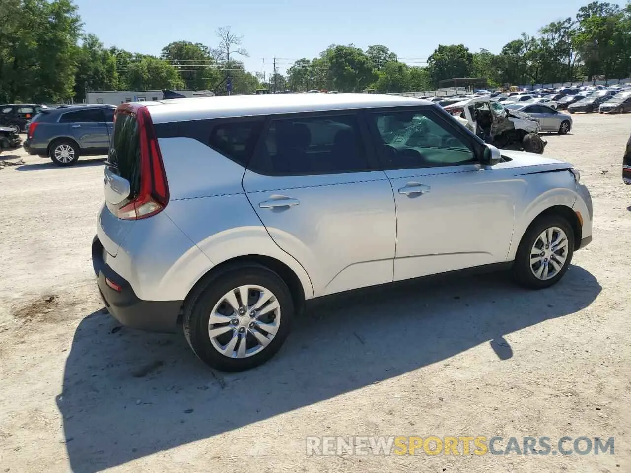 3 fotografías del automóvil dañado KNDJ23AU3M7793681 KIA SOUL 2021